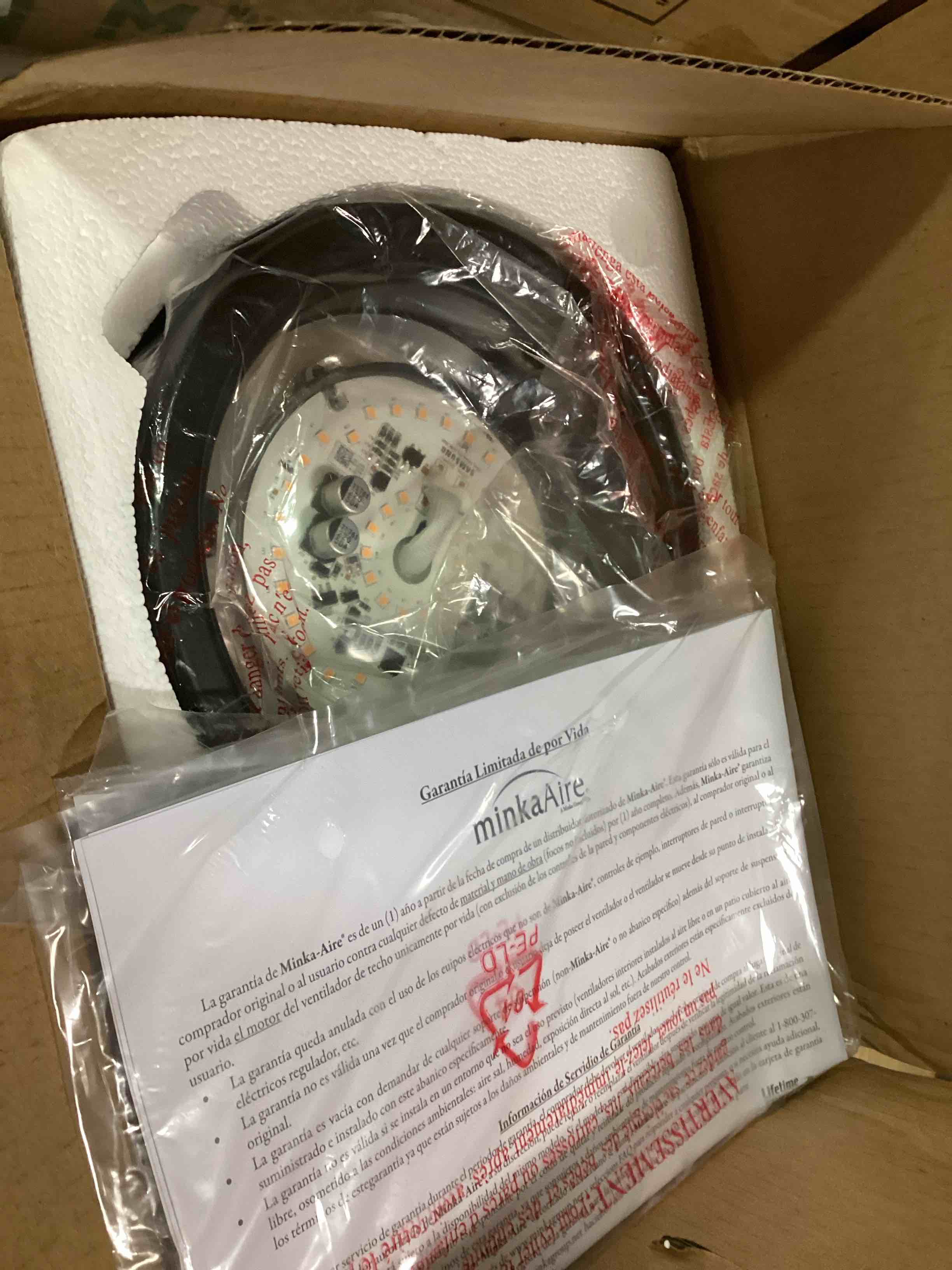 https://s3.amazonaws.com/lotting-images-prod/bidfta/PPE2464293_1746625639395.jpeg