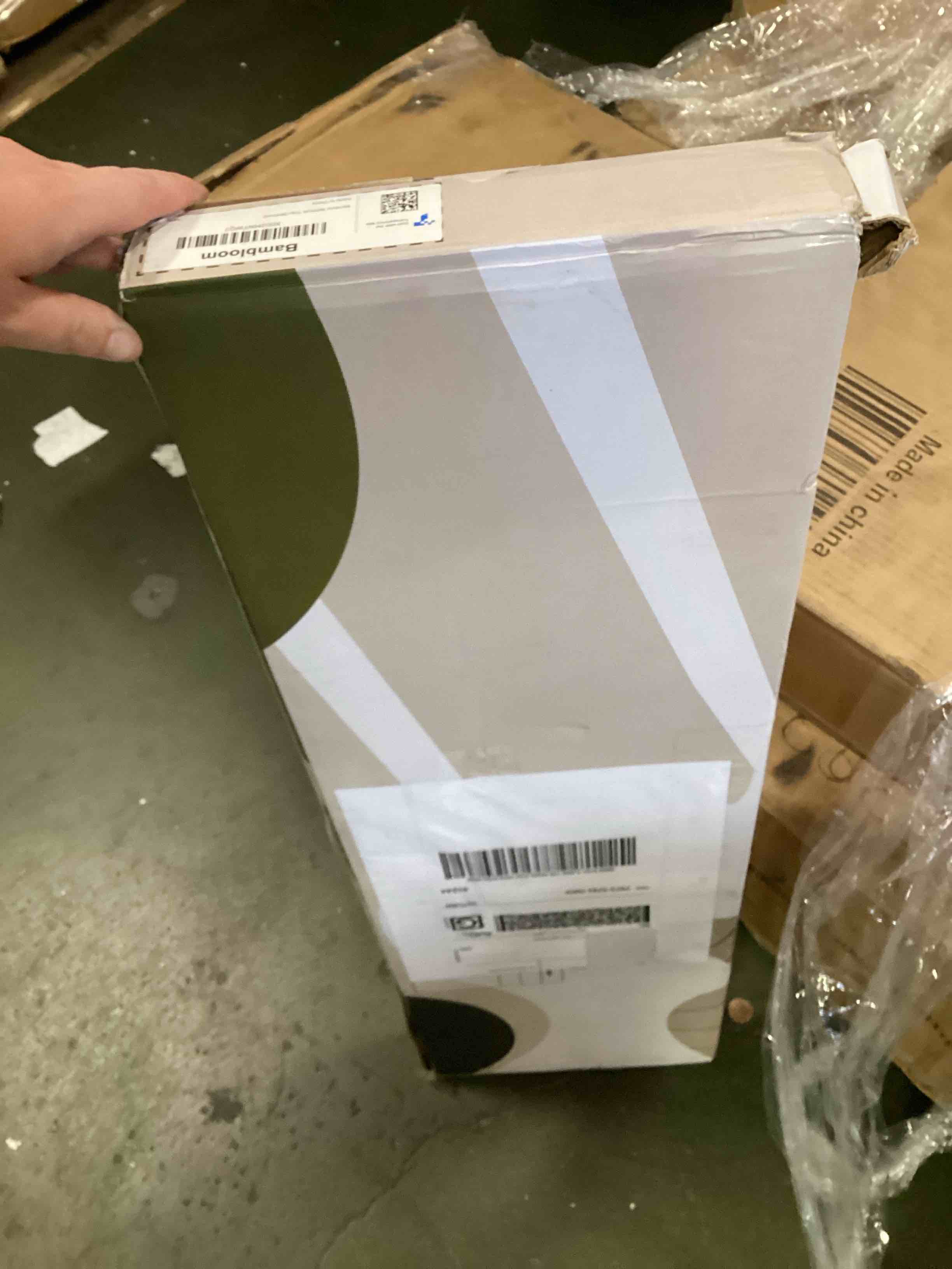 https://s3.amazonaws.com/lotting-images-prod/bidfta/PPE2465287_1748890727641.jpeg