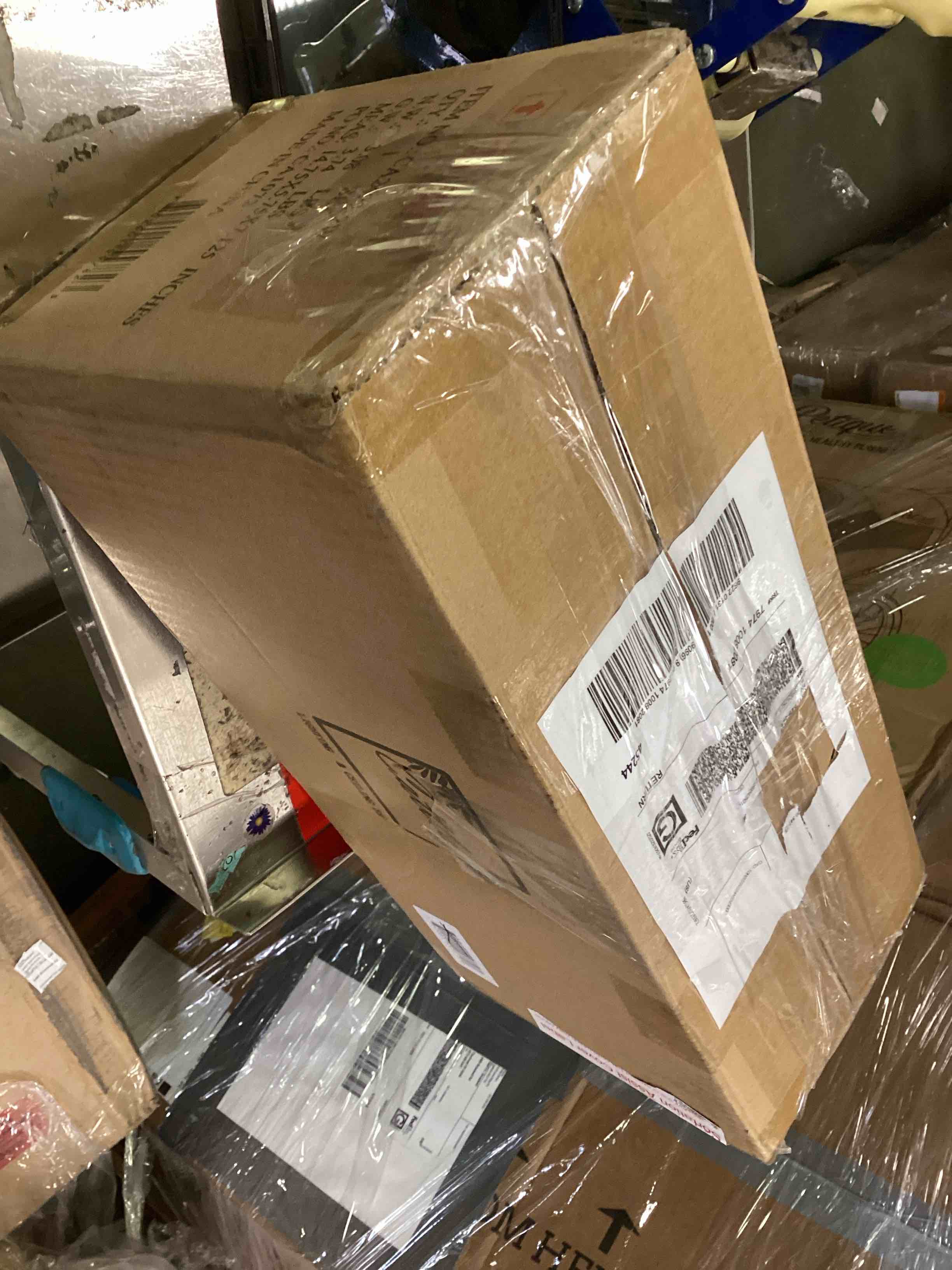 https://s3.amazonaws.com/lotting-images-prod/bidfta/PPE2466048_1749758446980.jpeg
