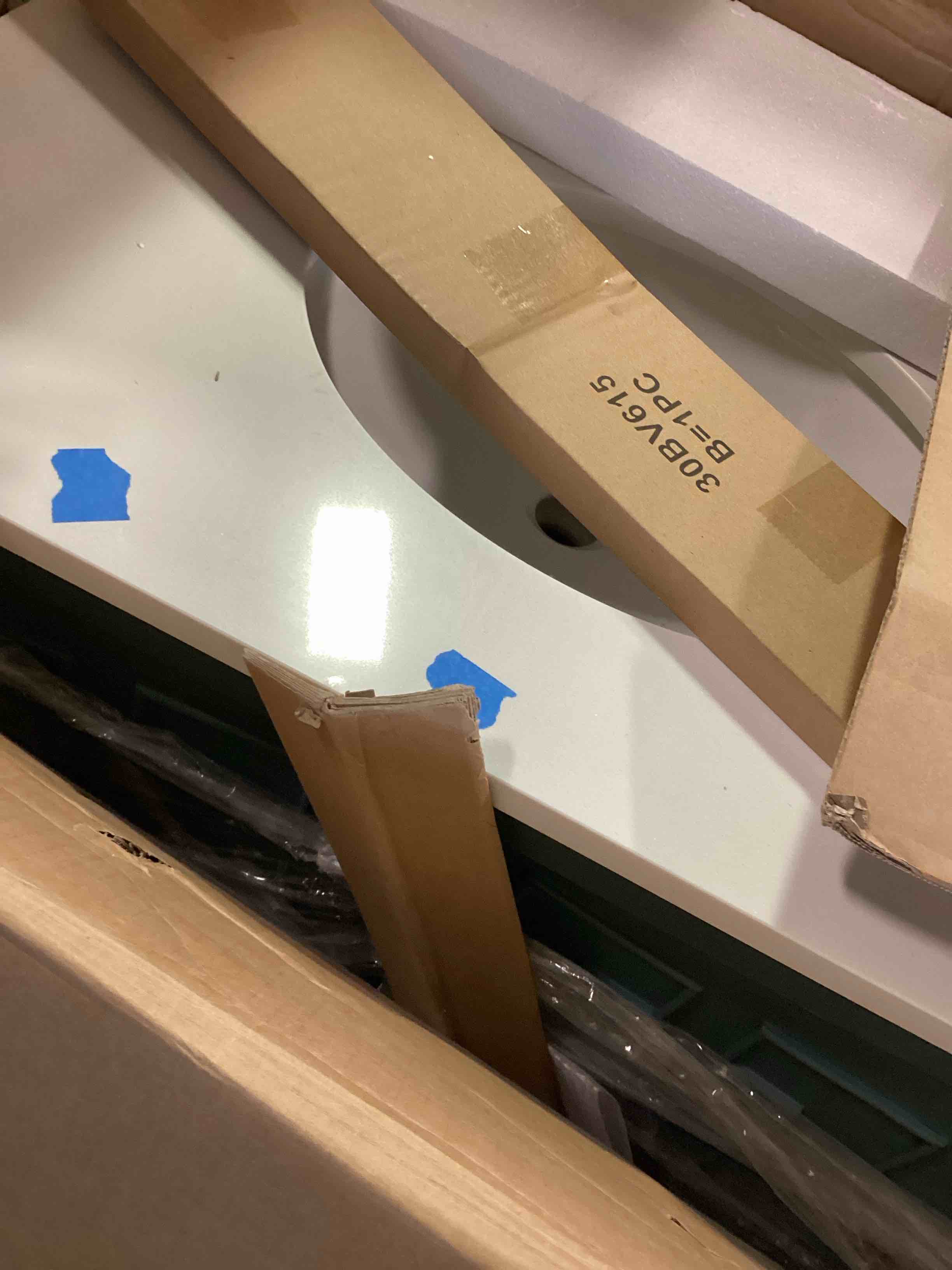https://s3.amazonaws.com/lotting-images-prod/bidfta/PPE2466207_1750088571777.jpeg