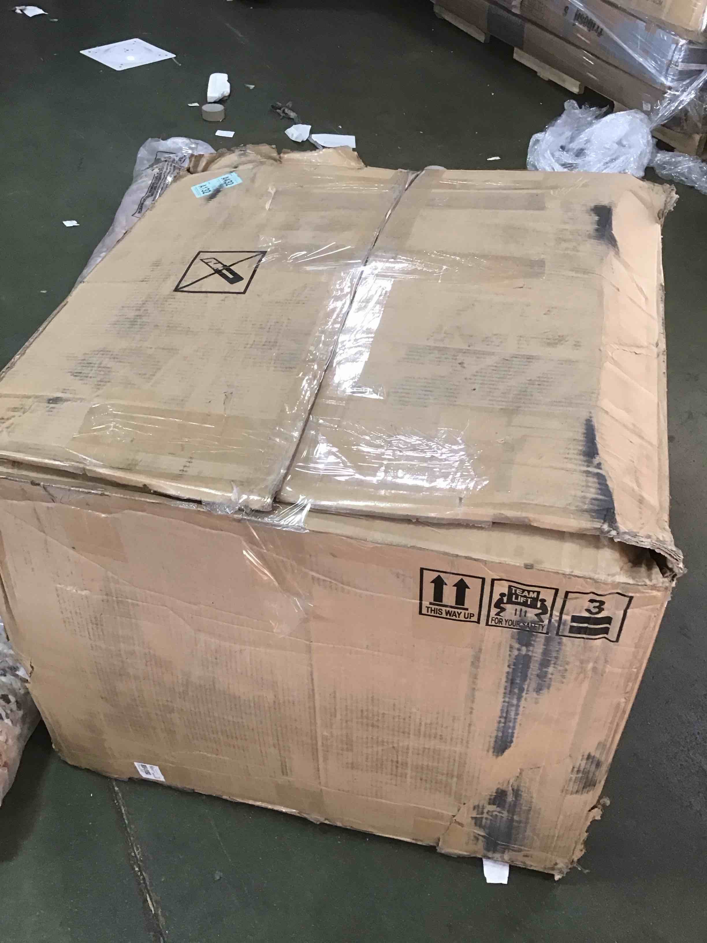 https://s3.amazonaws.com/lotting-images-prod/bidfta/PPE2466554_1750504604922.jpeg