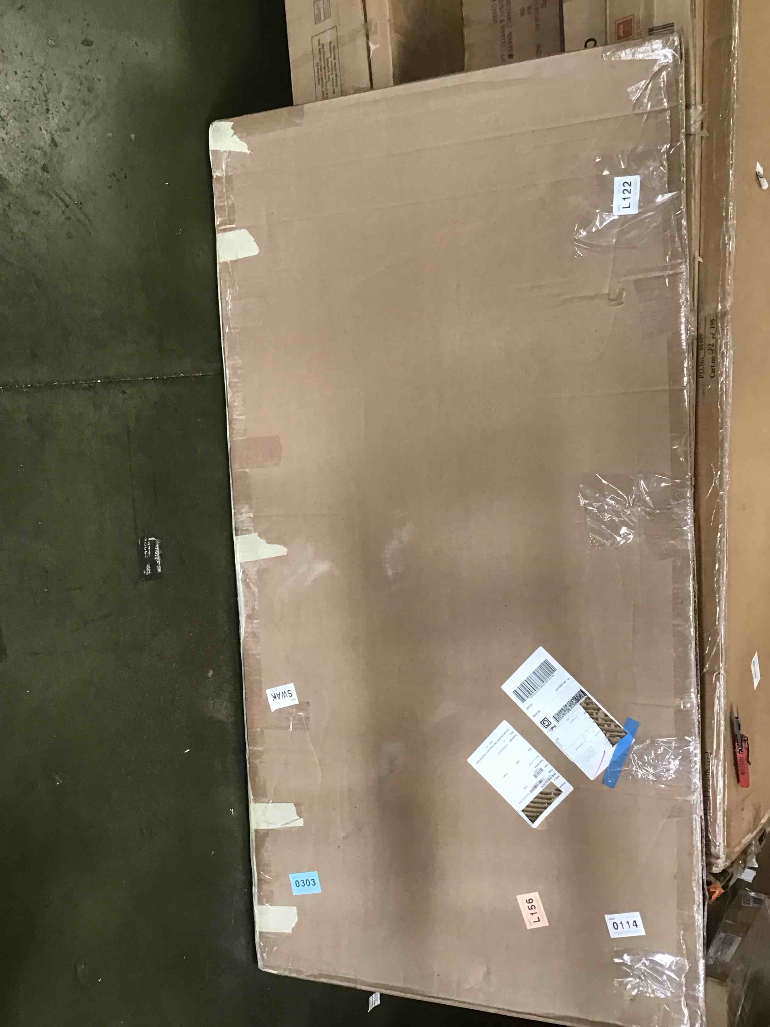 https://s3.amazonaws.com/lotting-images-prod/bidfta/PPE2466912_1750943961133.jpeg