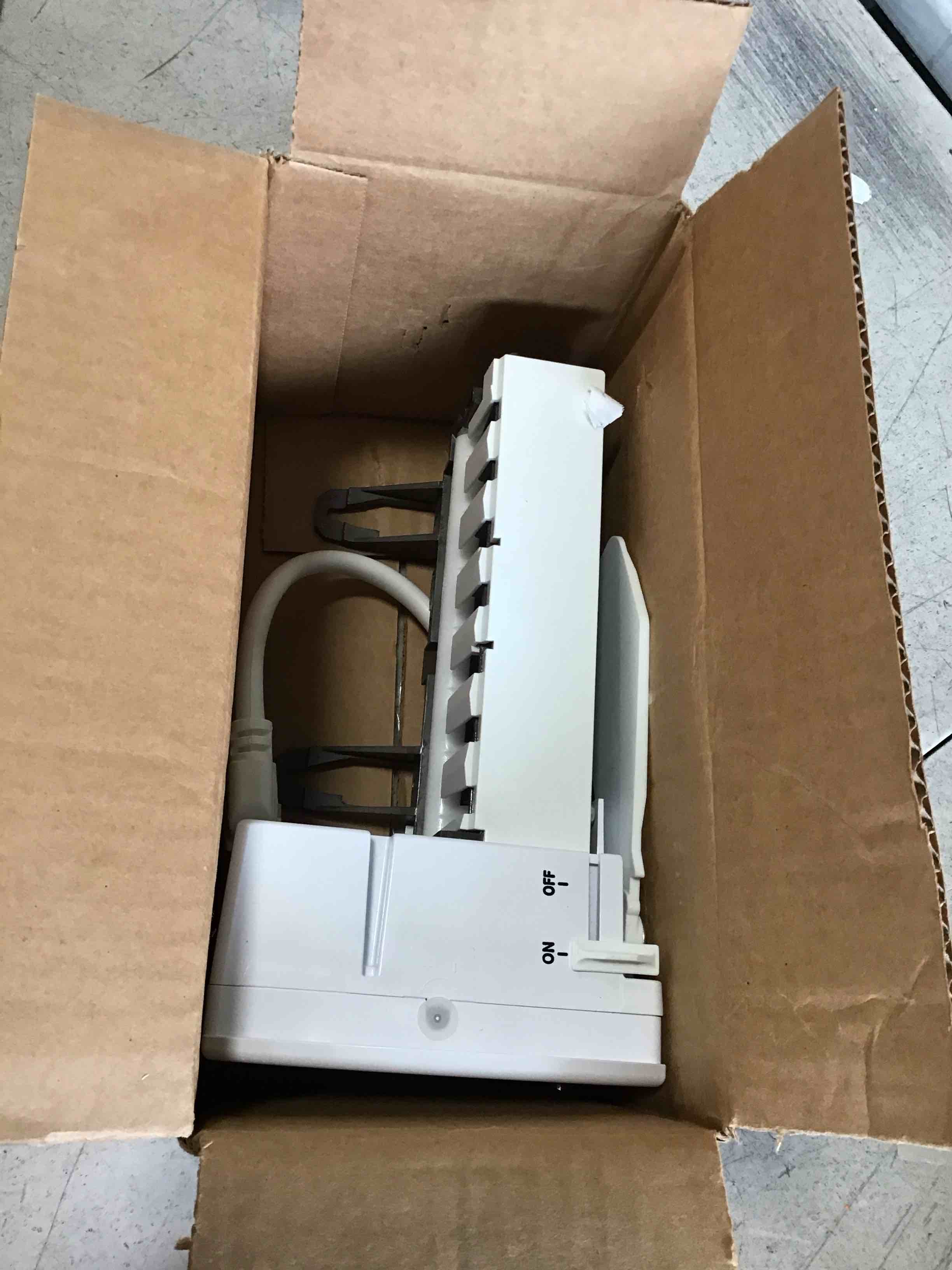 https://s3.amazonaws.com/lotting-images-prod/bidfta/PPE2467327_1747065662022.jpeg