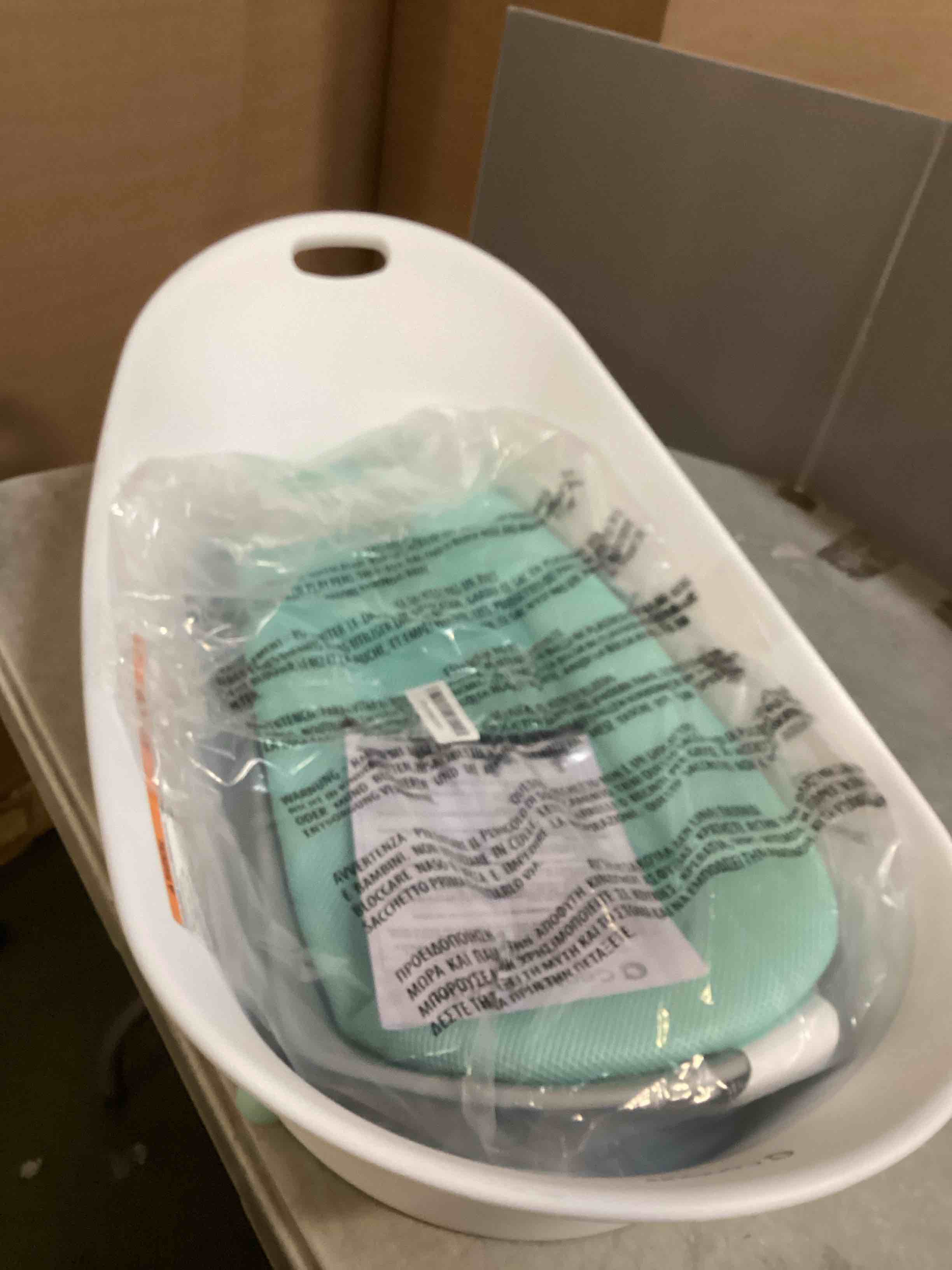https://s3.amazonaws.com/lotting-images-prod/bidfta/PPE2468602_1748358898984.jpeg