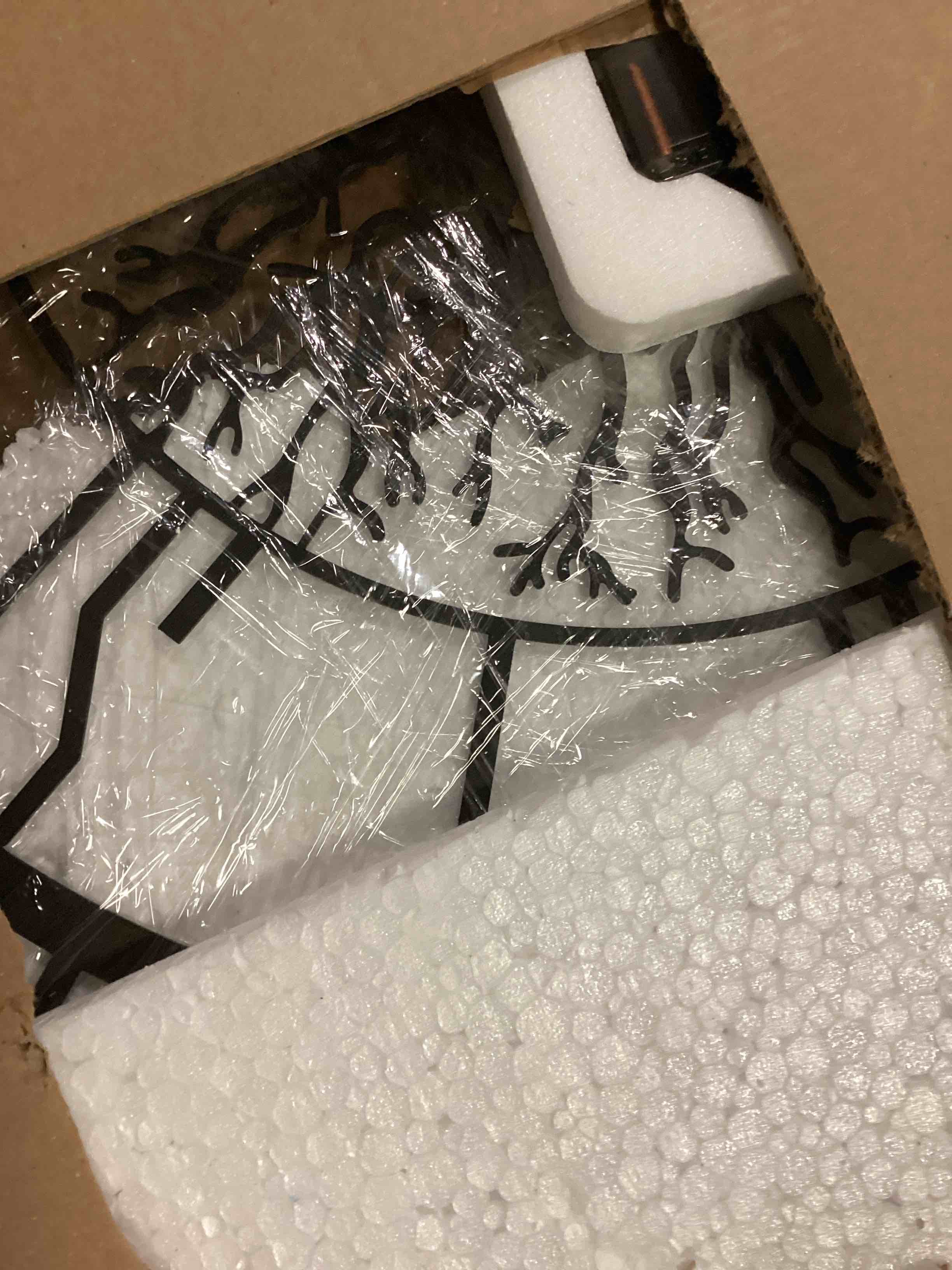 https://s3.amazonaws.com/lotting-images-prod/bidfta/PPE2470004_1745951401034.jpeg