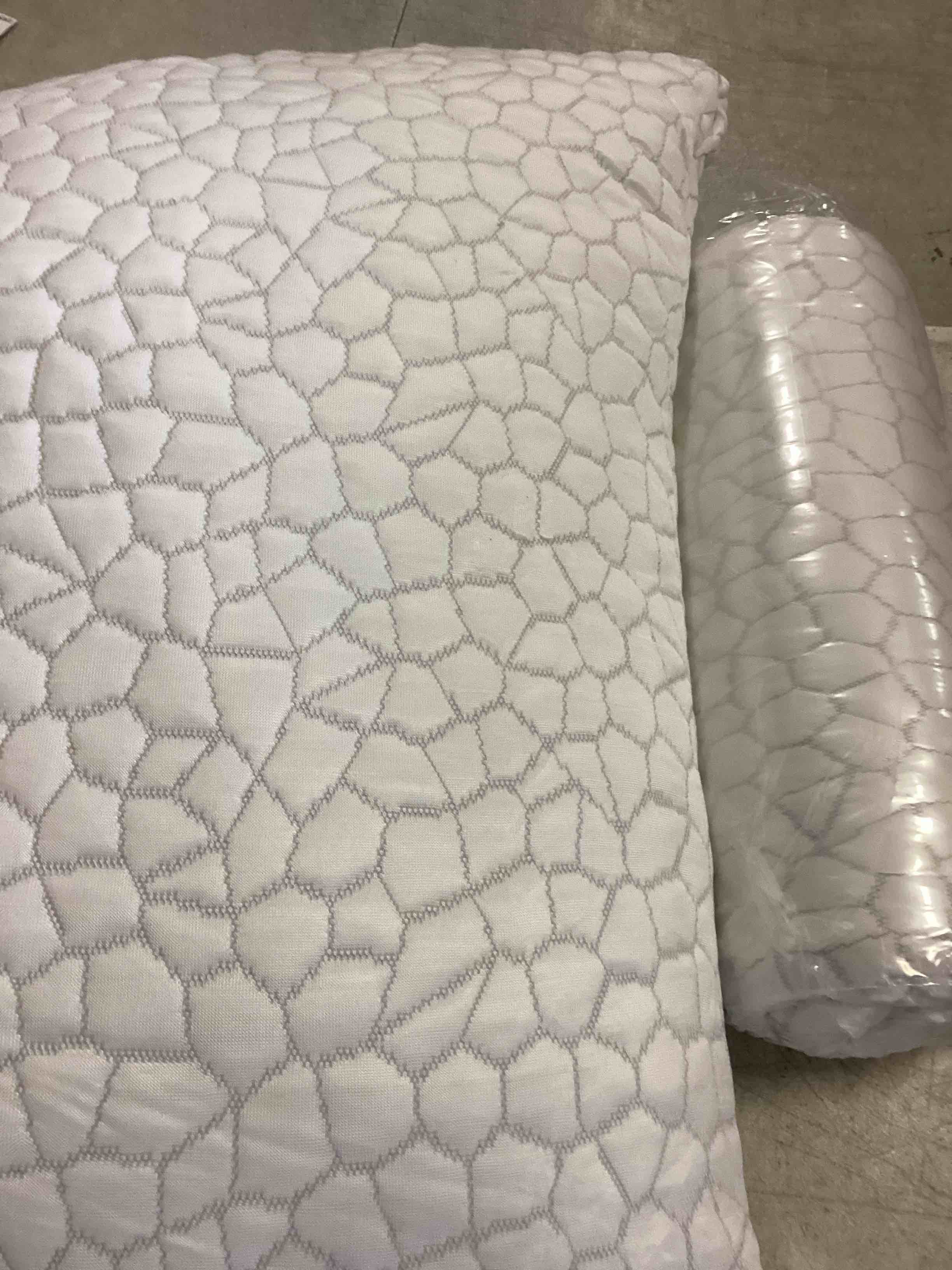 https://s3.amazonaws.com/lotting-images-prod/bidfta/PPE2470055_1745941960962.jpeg