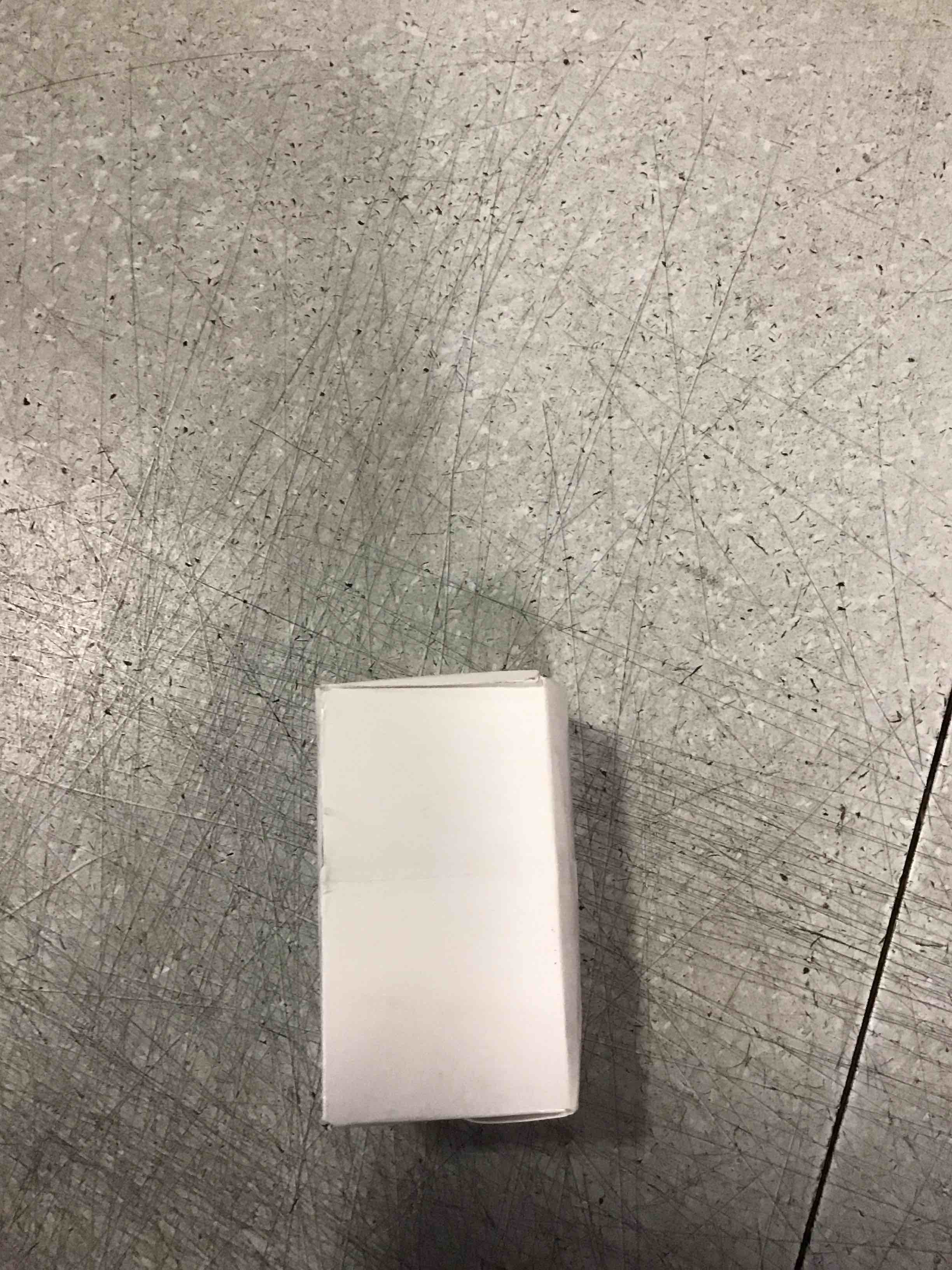 https://s3.amazonaws.com/lotting-images-prod/bidfta/PPE2470189_1746450548136.jpeg