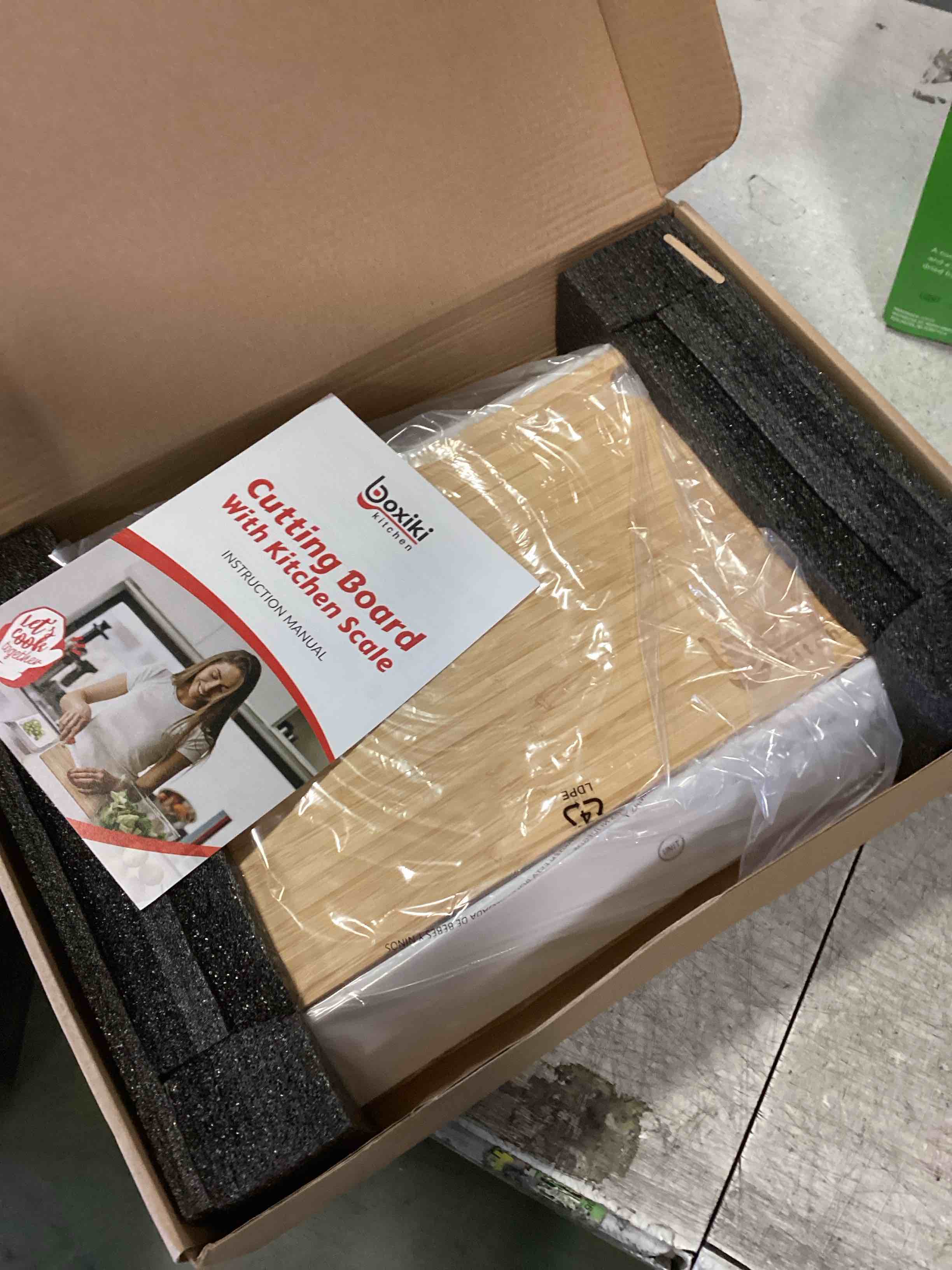 https://s3.amazonaws.com/lotting-images-prod/bidfta/PPE2470392_1746794132103.jpeg