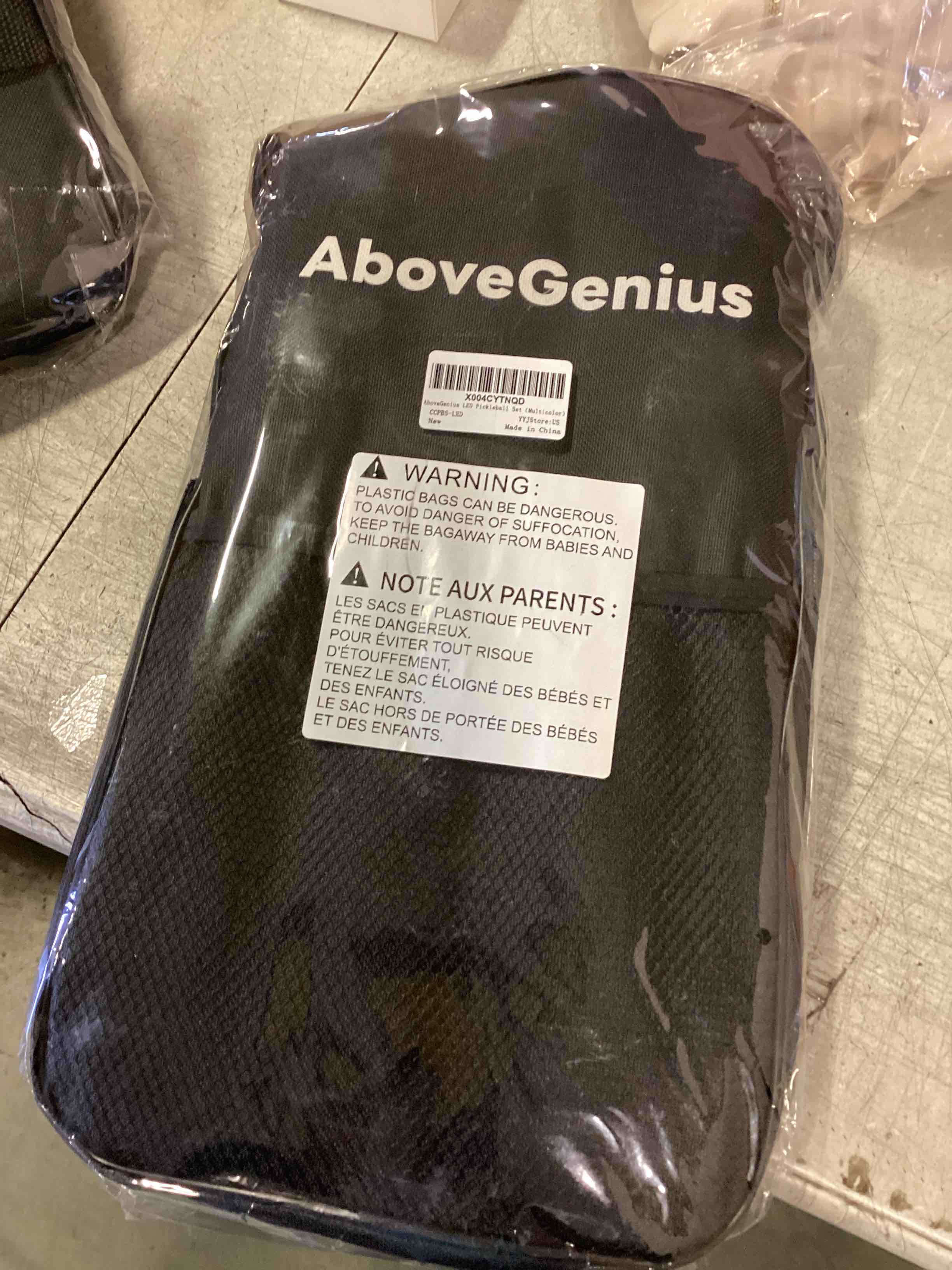 https://s3.amazonaws.com/lotting-images-prod/bidfta/PPE2470494_1746801416865.jpeg