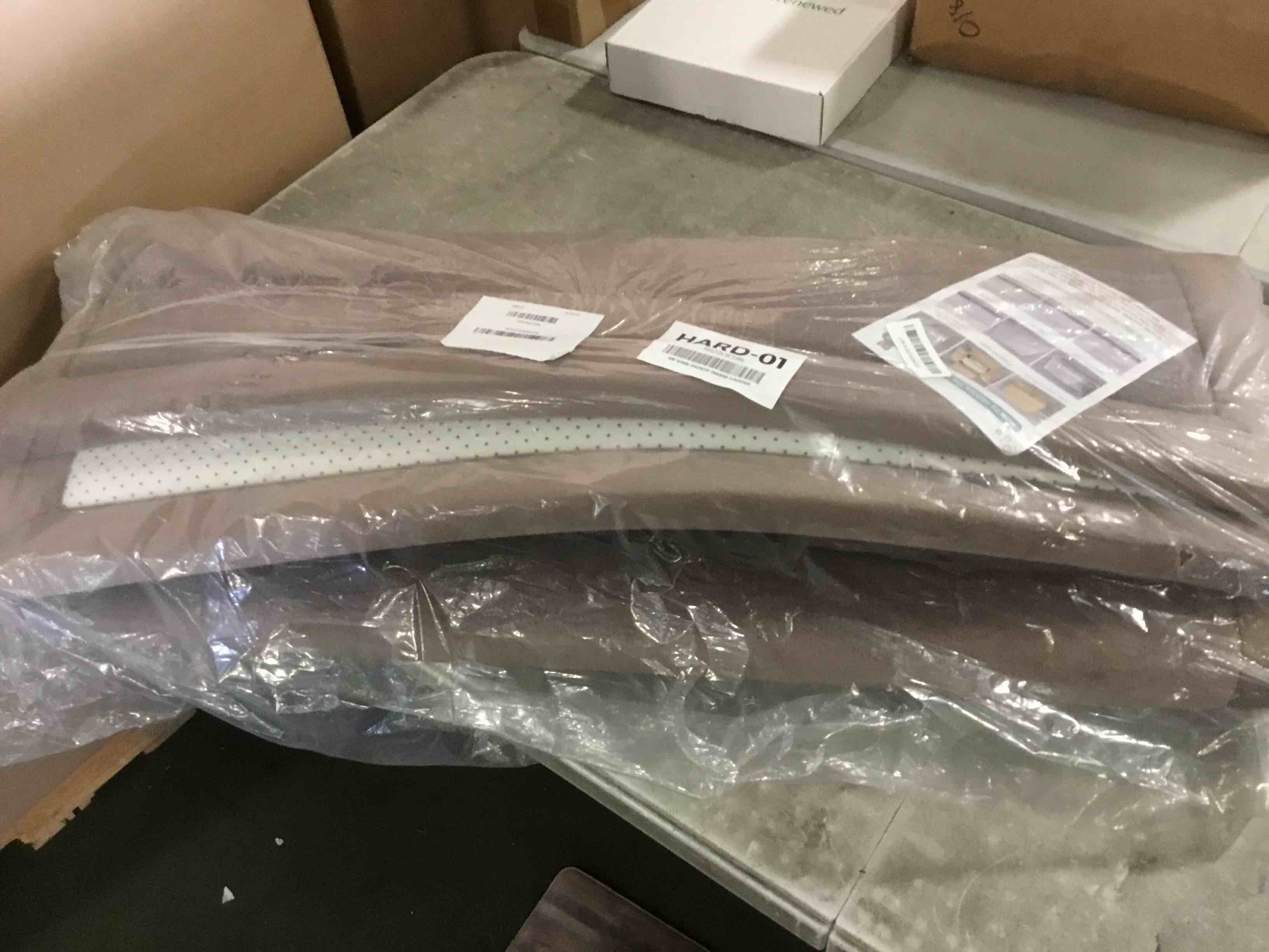 https://s3.amazonaws.com/lotting-images-prod/bidfta/PPE2471280_1748020002249.jpeg