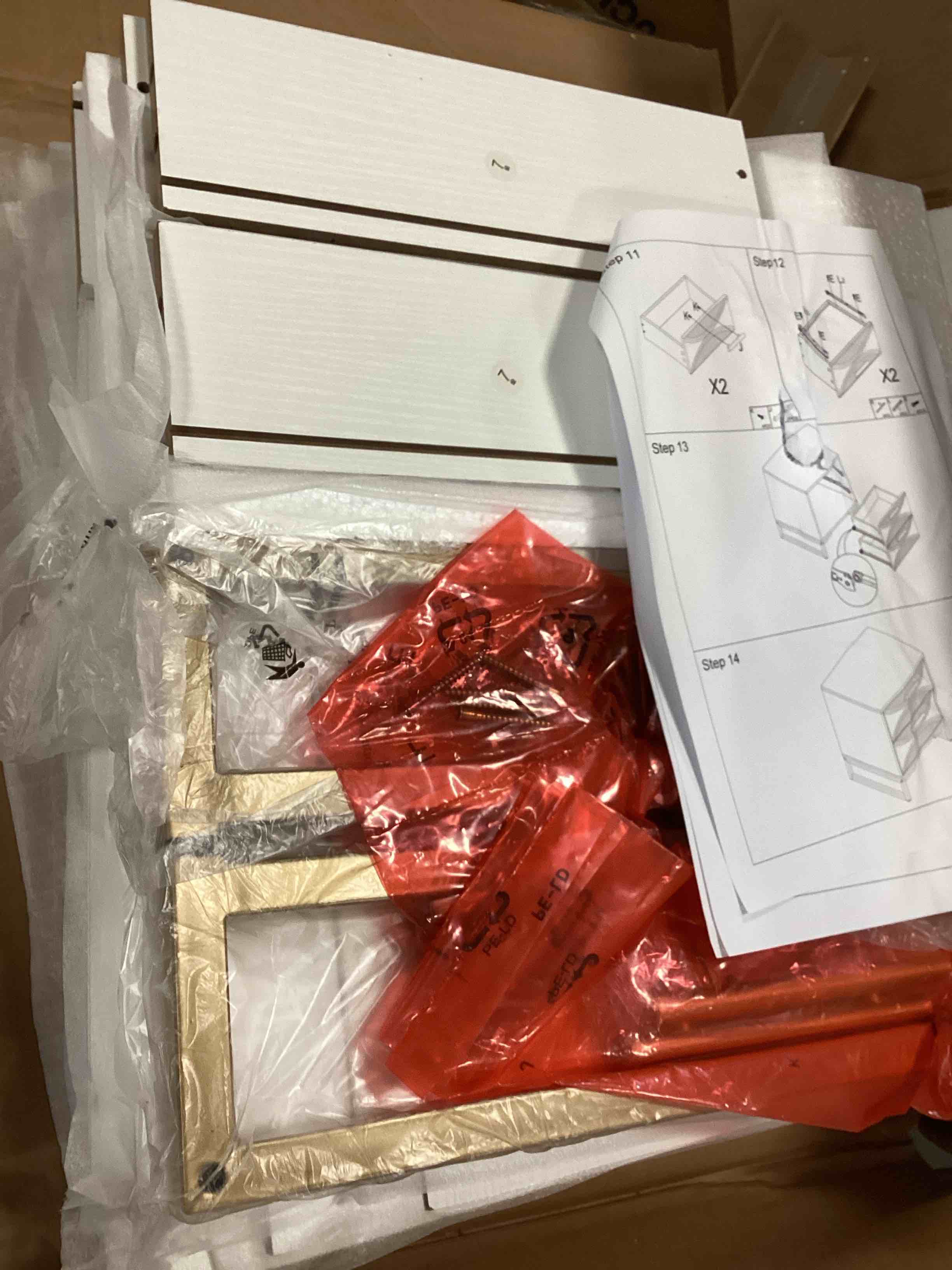 https://s3.amazonaws.com/lotting-images-prod/bidfta/PPE2472019_1748963338504.jpeg