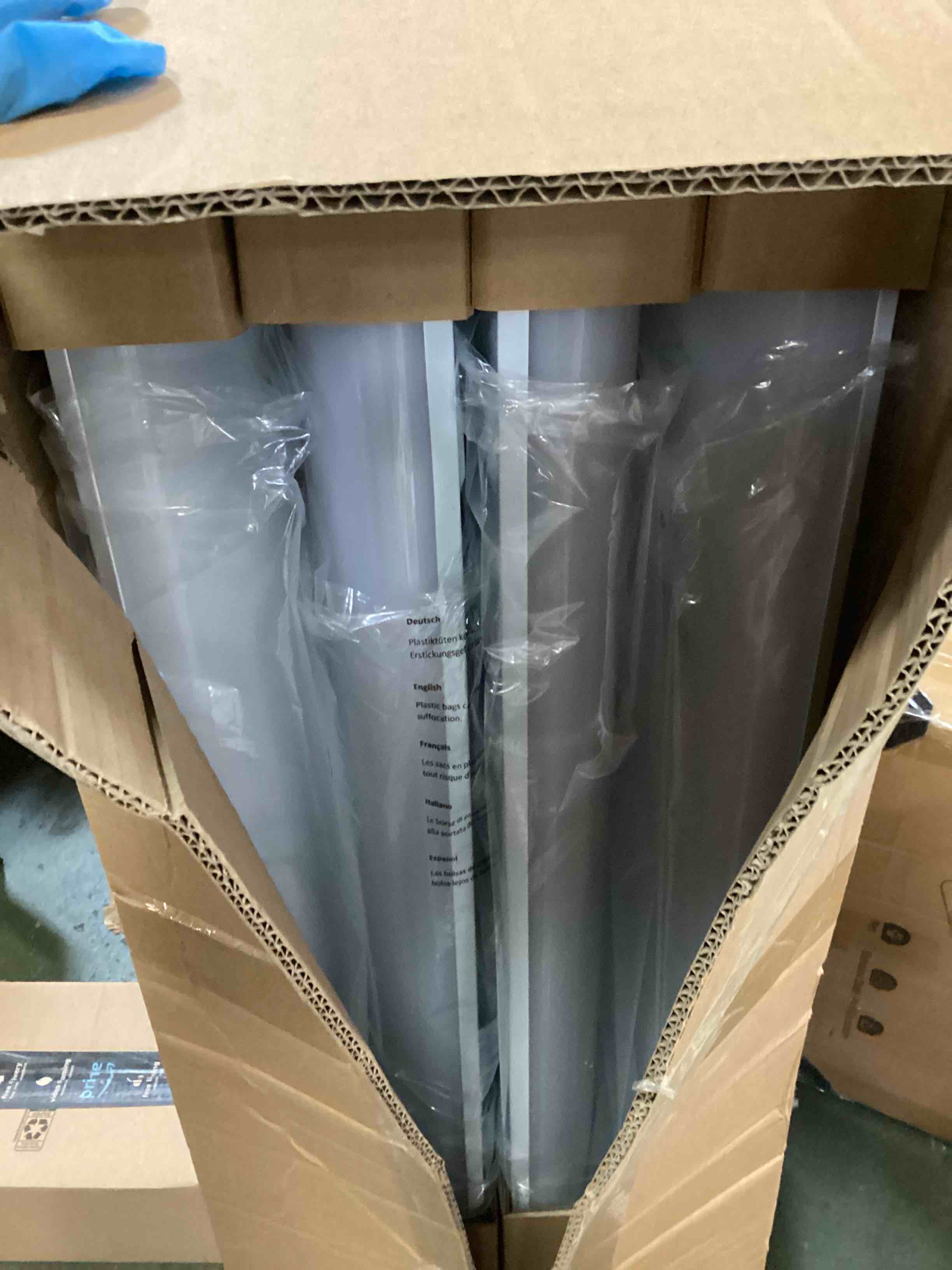 https://s3.amazonaws.com/lotting-images-prod/bidfta/PPE2476545_1746555343969.jpeg