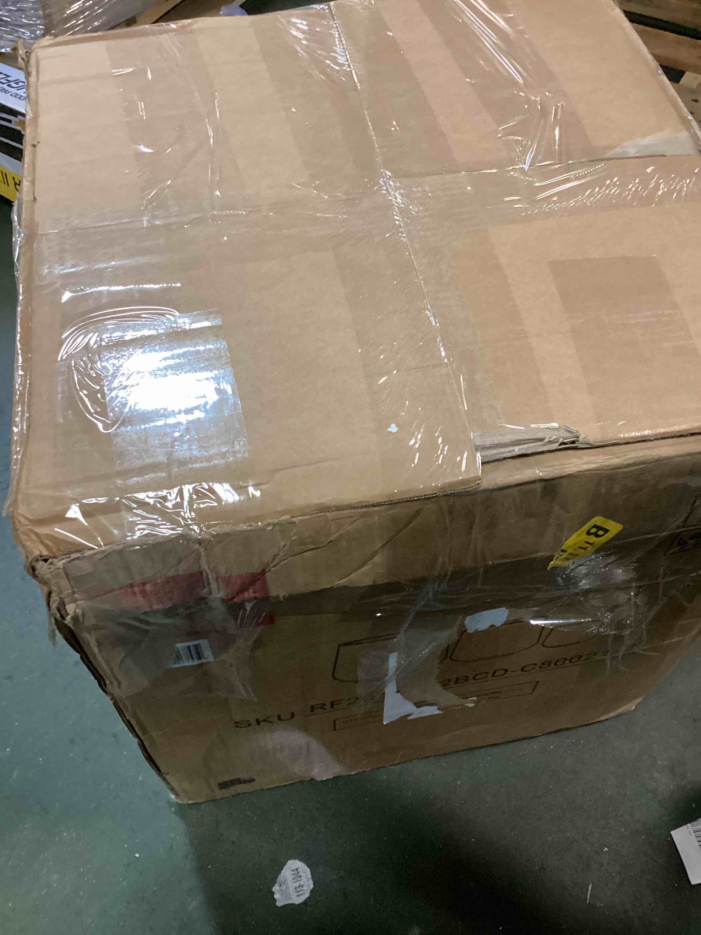 https://s3.amazonaws.com/lotting-images-prod/bidfta/PPE2477262_1747080755869.jpeg