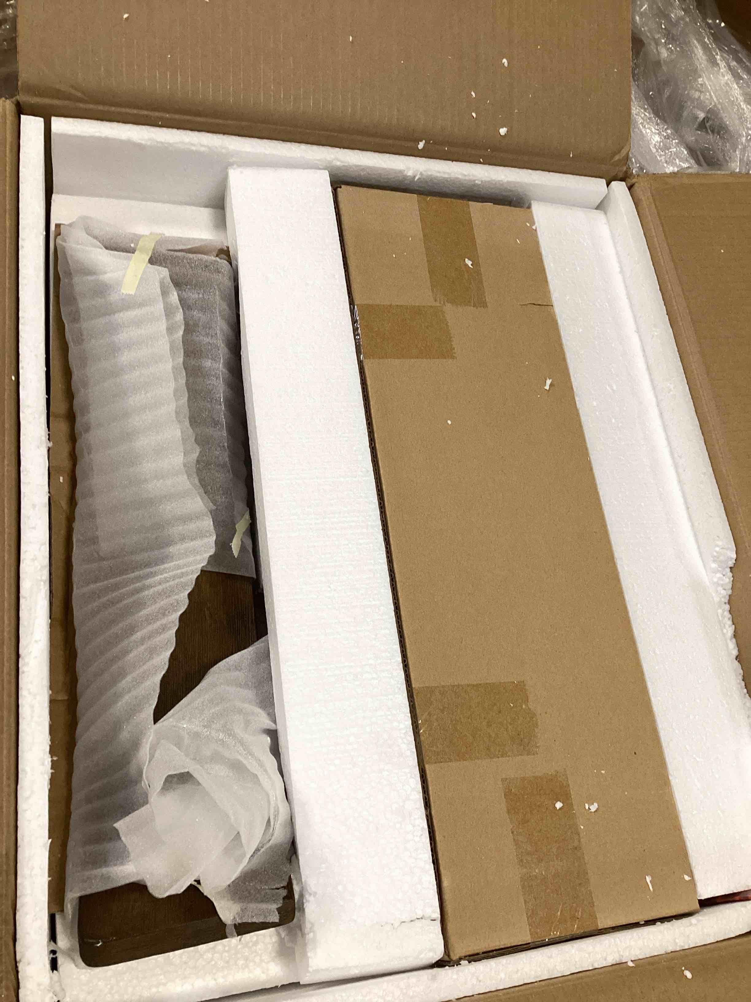 https://s3.amazonaws.com/lotting-images-prod/bidfta/PPE2477670_1747941898158.jpeg