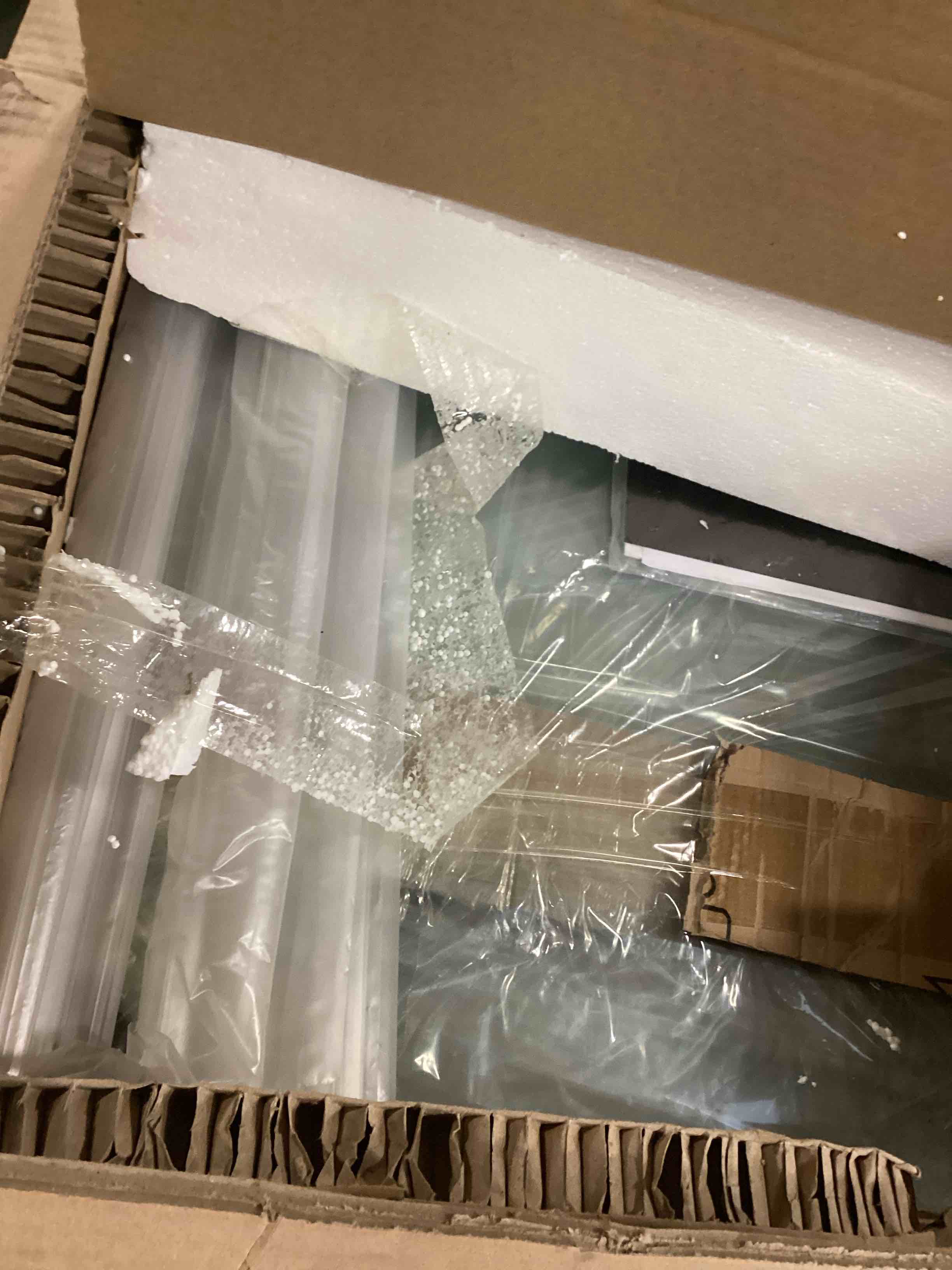 https://s3.amazonaws.com/lotting-images-prod/bidfta/PPE2478118_1748607756605.jpeg