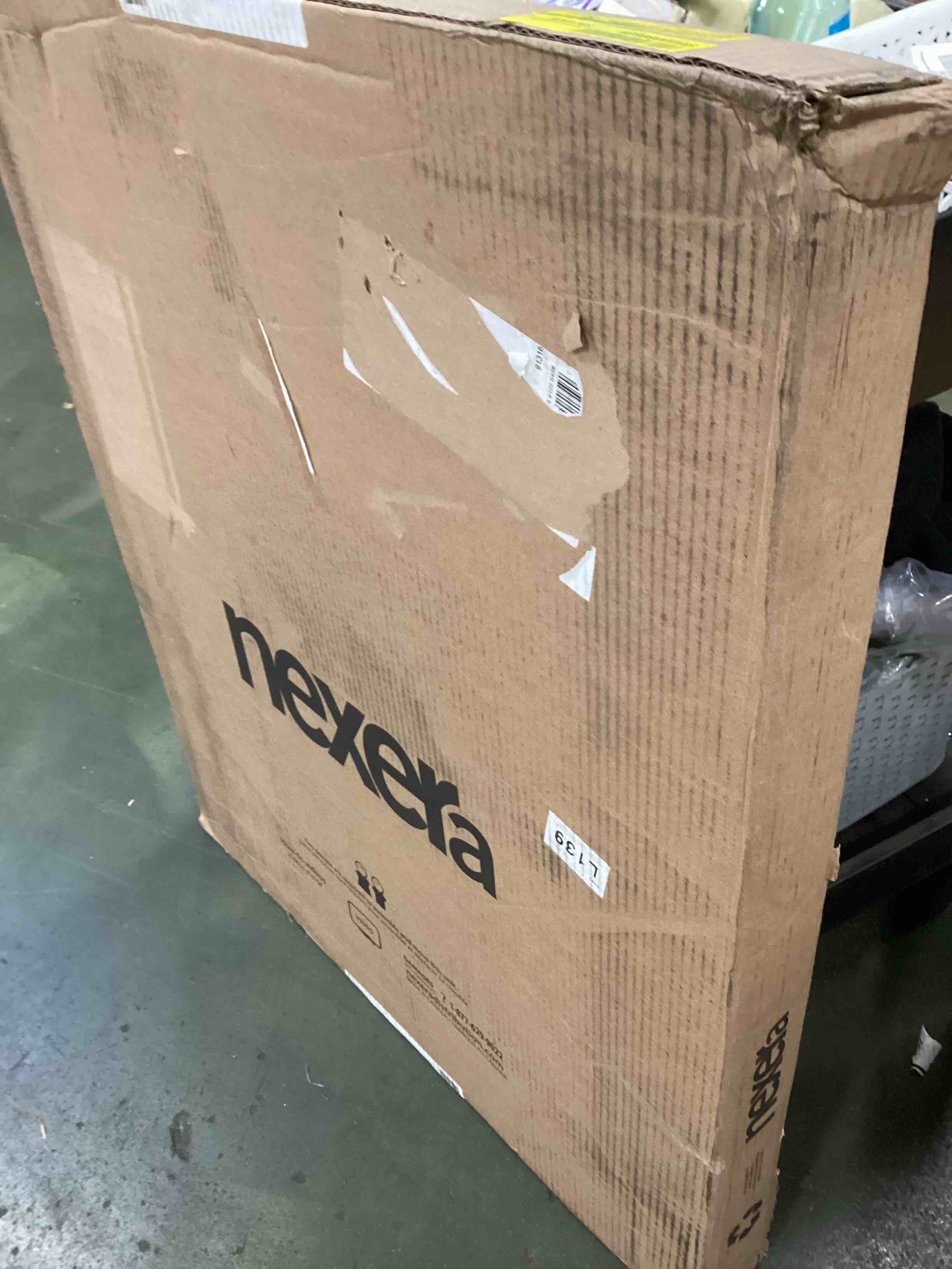 https://s3.amazonaws.com/lotting-images-prod/bidfta/PPE2478181_1748620538697.jpeg