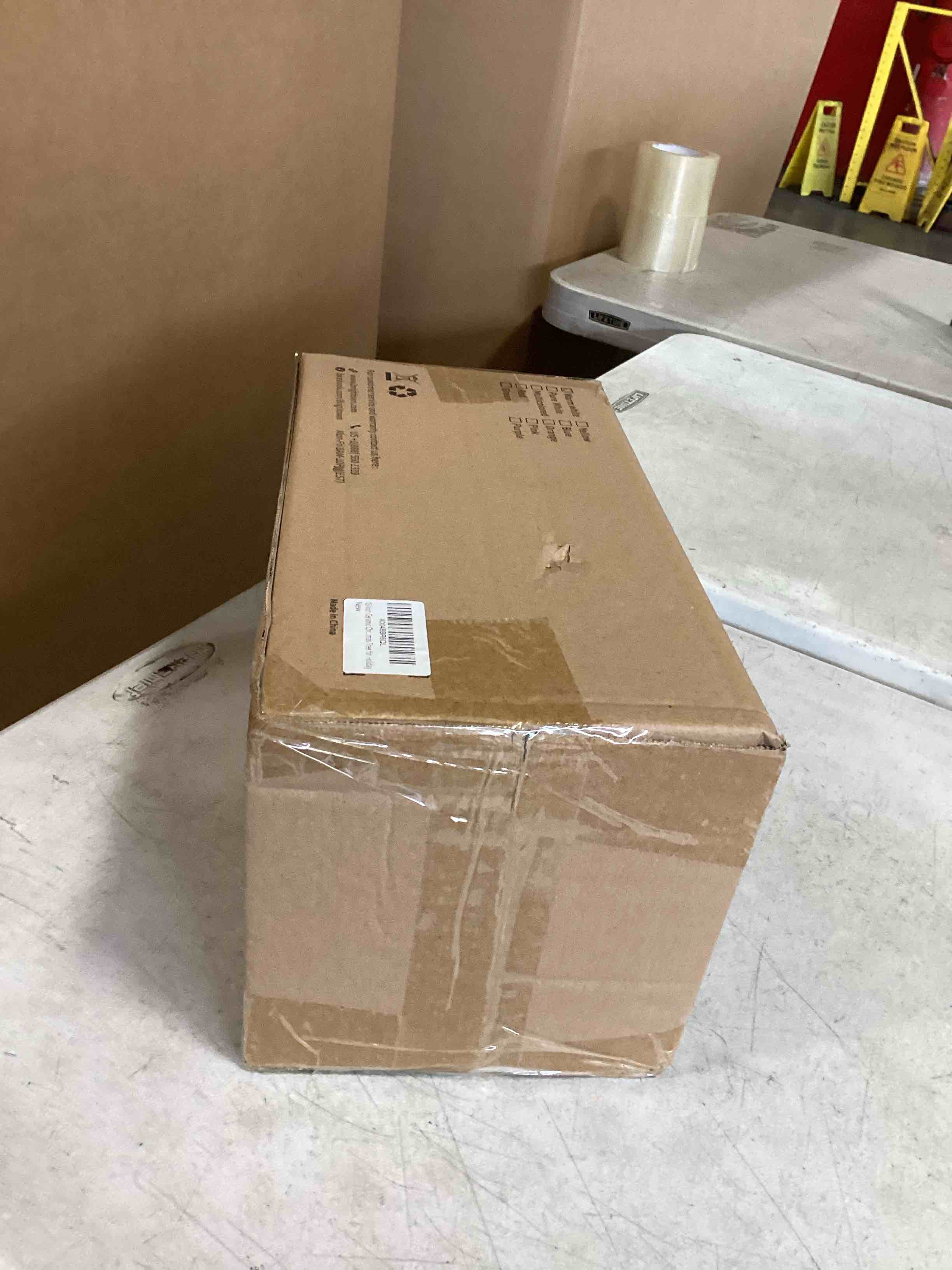 https://s3.amazonaws.com/lotting-images-prod/bidfta/PPE2479634_1747941221176.jpeg