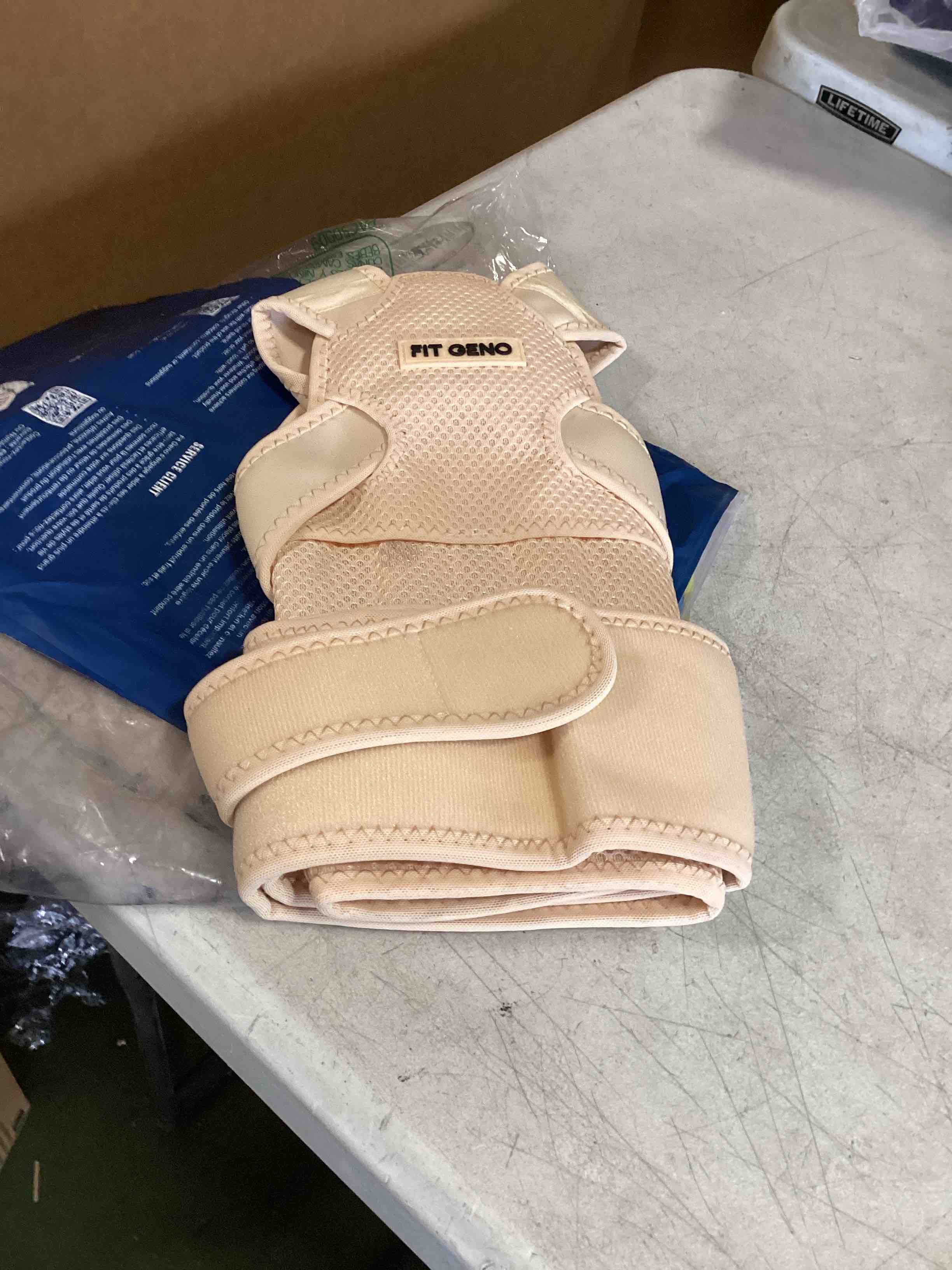 https://s3.amazonaws.com/lotting-images-prod/bidfta/PPE2479643_1747943080328.jpeg