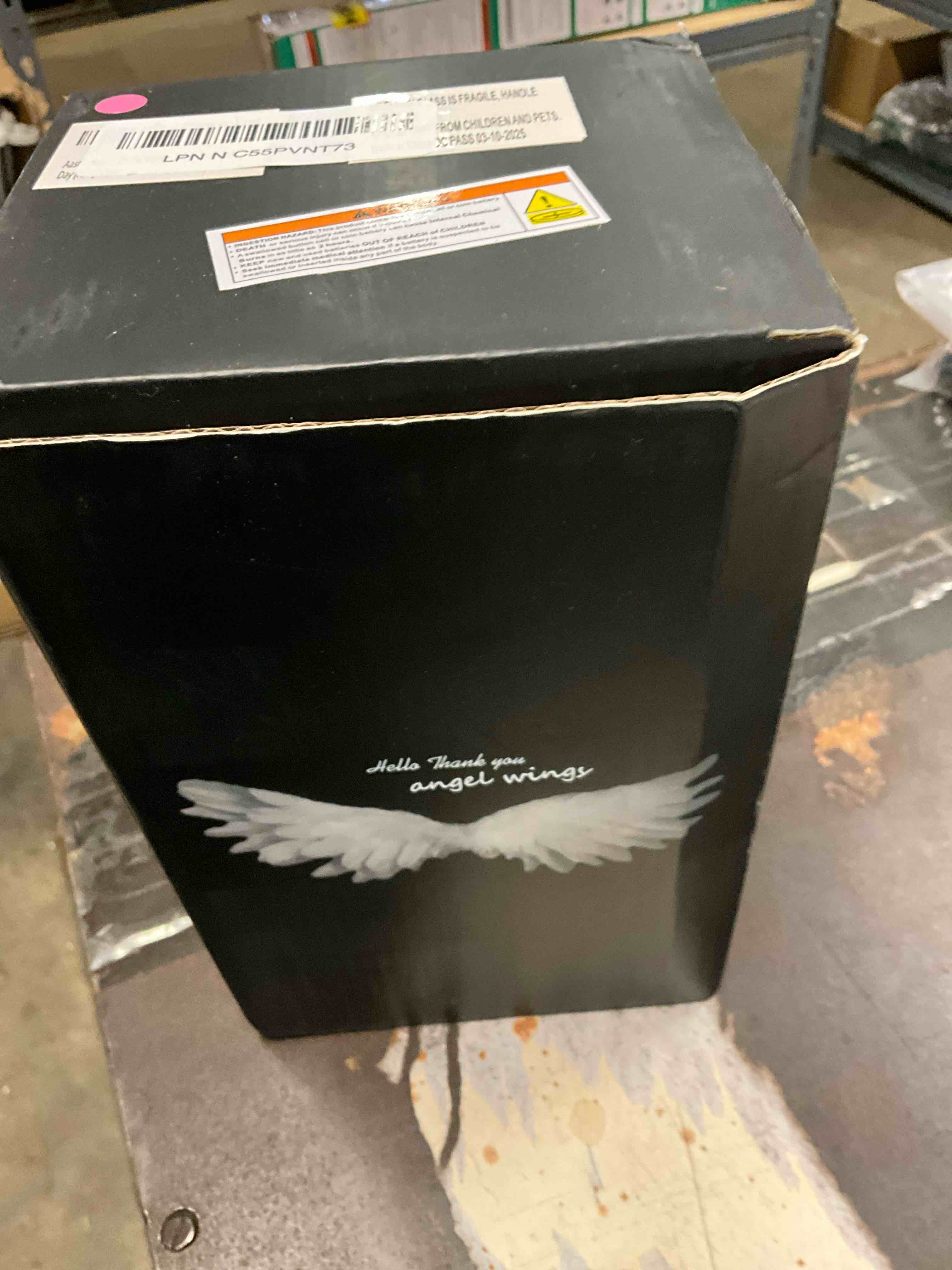 https://s3.amazonaws.com/lotting-images-prod/bidfta/PPE2485151_1749676382230.jpeg