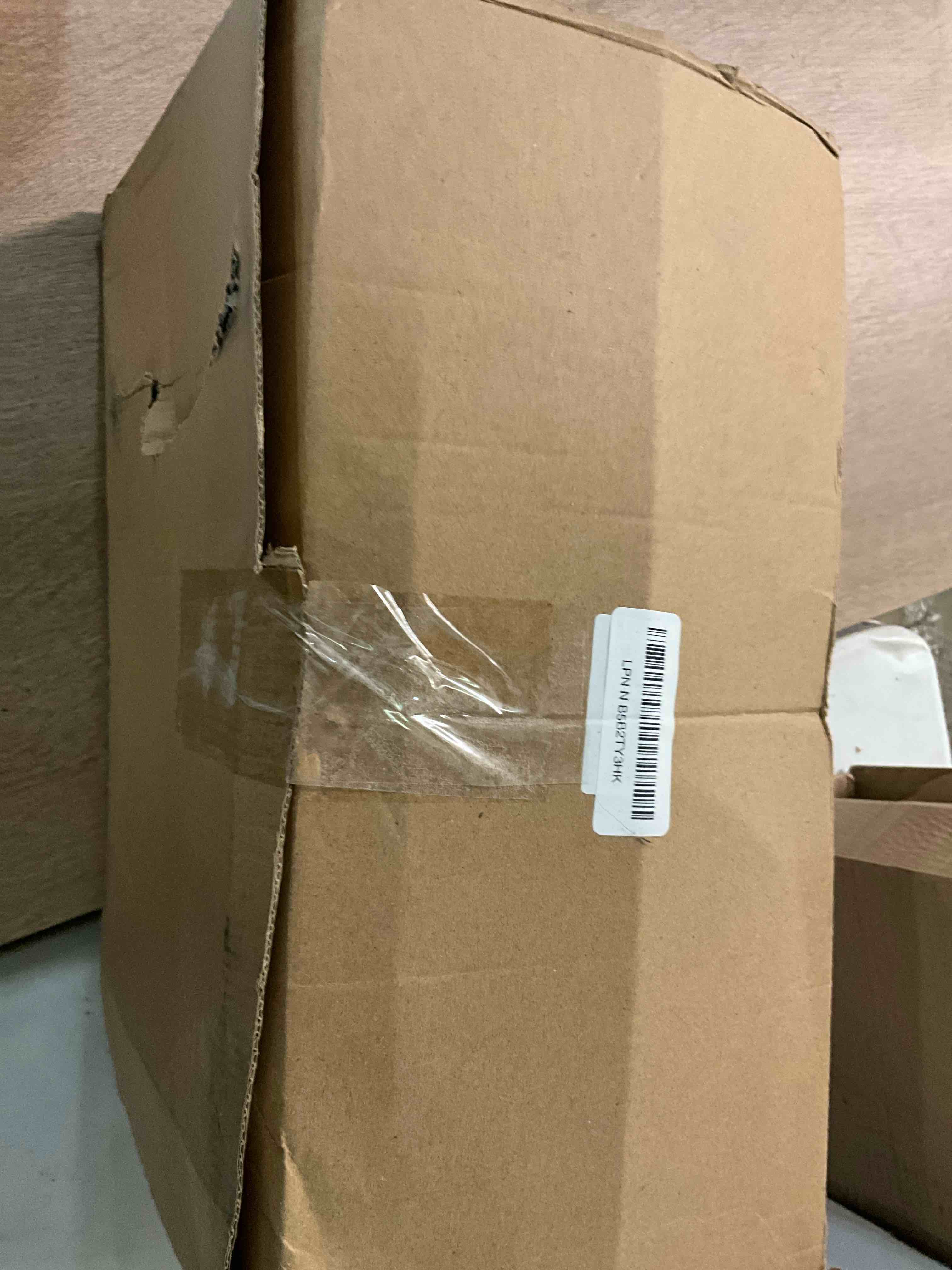 https://s3.amazonaws.com/lotting-images-prod/bidfta/PPE2485190_1749754554168.jpeg