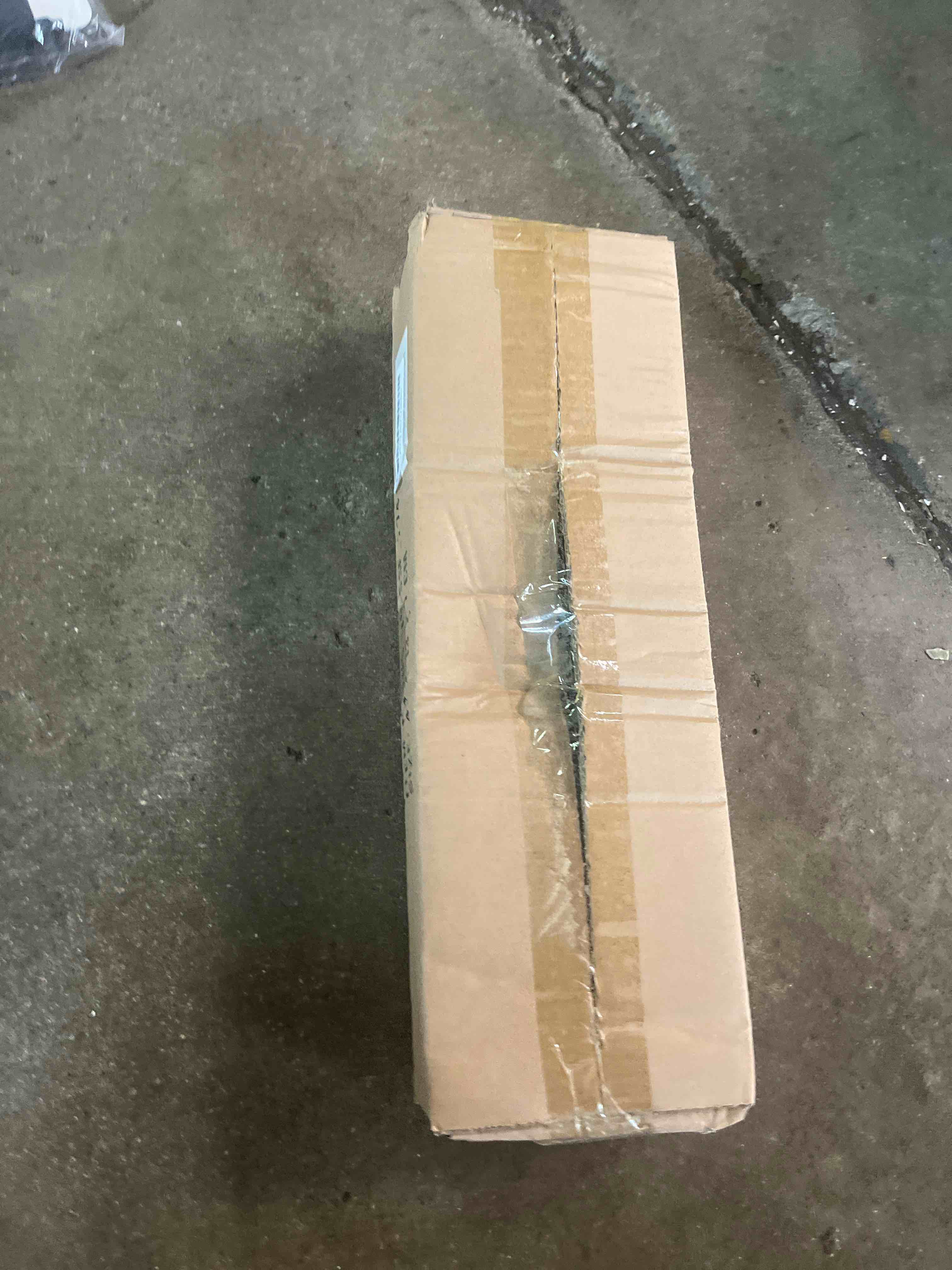 https://s3.amazonaws.com/lotting-images-prod/bidfta/PPE2485448_1750983115265.jpeg