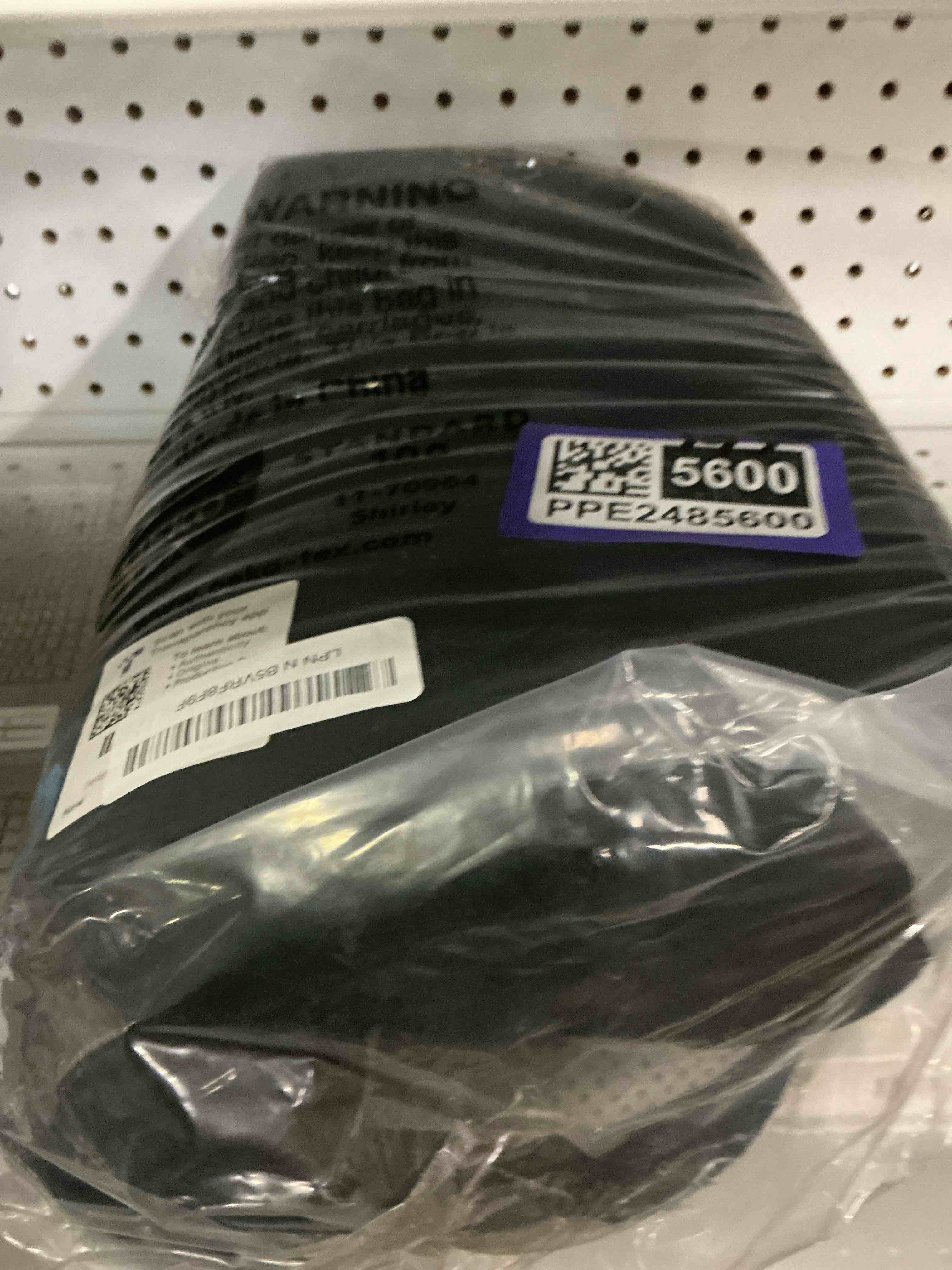 https://s3.amazonaws.com/lotting-images-prod/bidfta/PPE2485600_1752098386442.jpeg