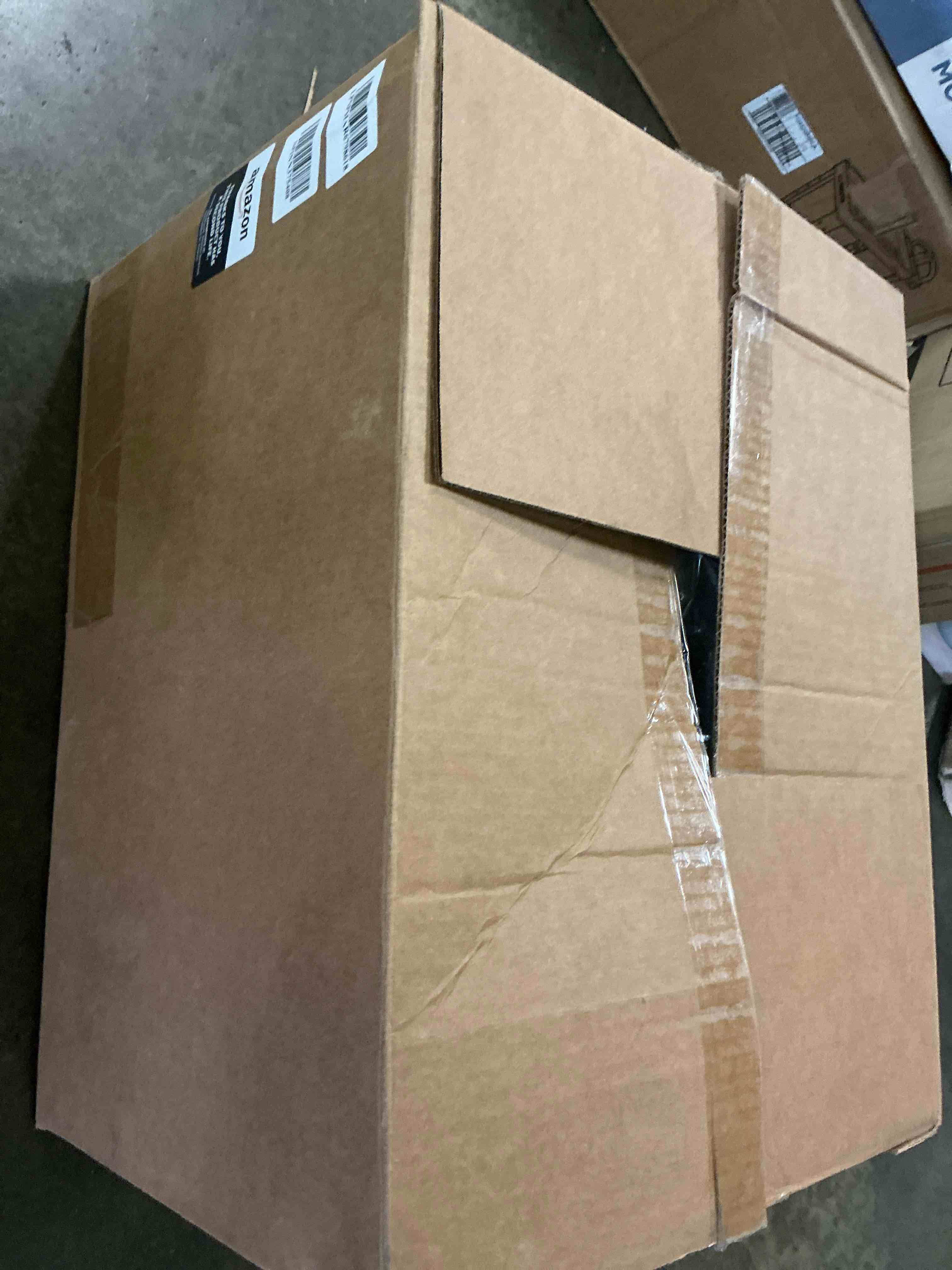 https://s3.amazonaws.com/lotting-images-prod/bidfta/PPE2485705_1752865242894.jpeg