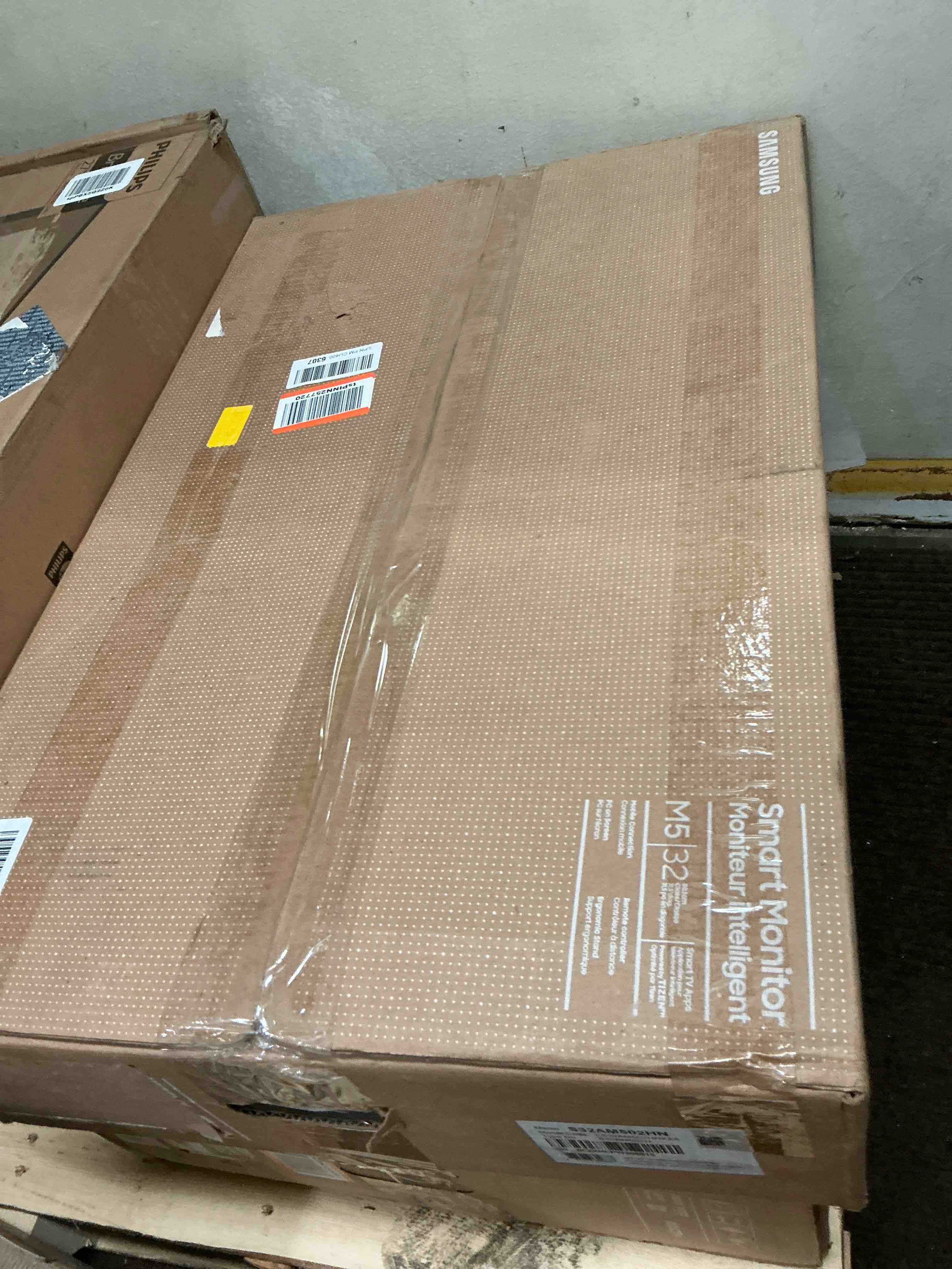 https://s3.amazonaws.com/lotting-images-prod/bidfta/PPE2485834_1753233094576.jpeg