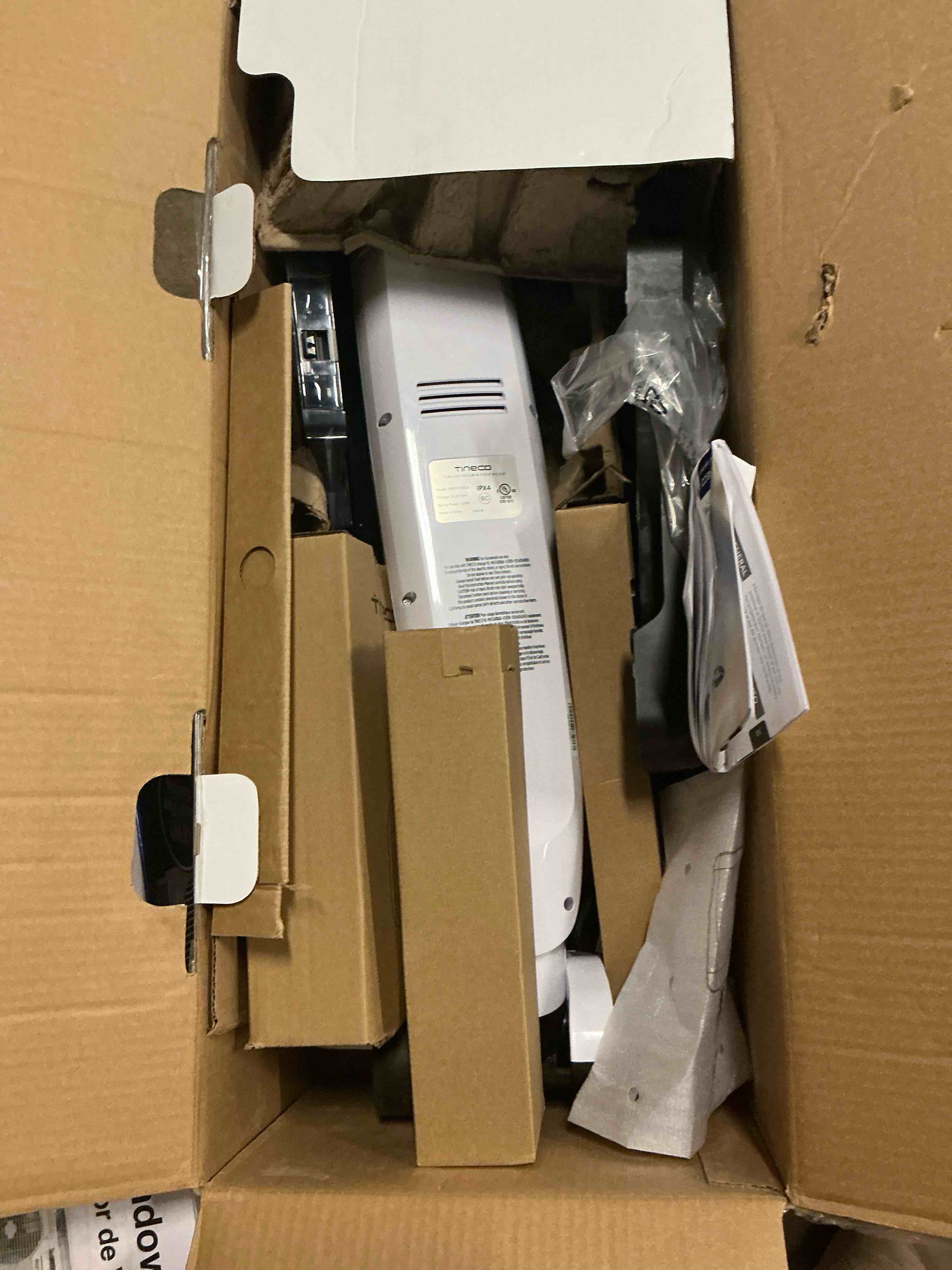https://s3.amazonaws.com/lotting-images-prod/bidfta/PPE2485878_1753242359621.jpeg