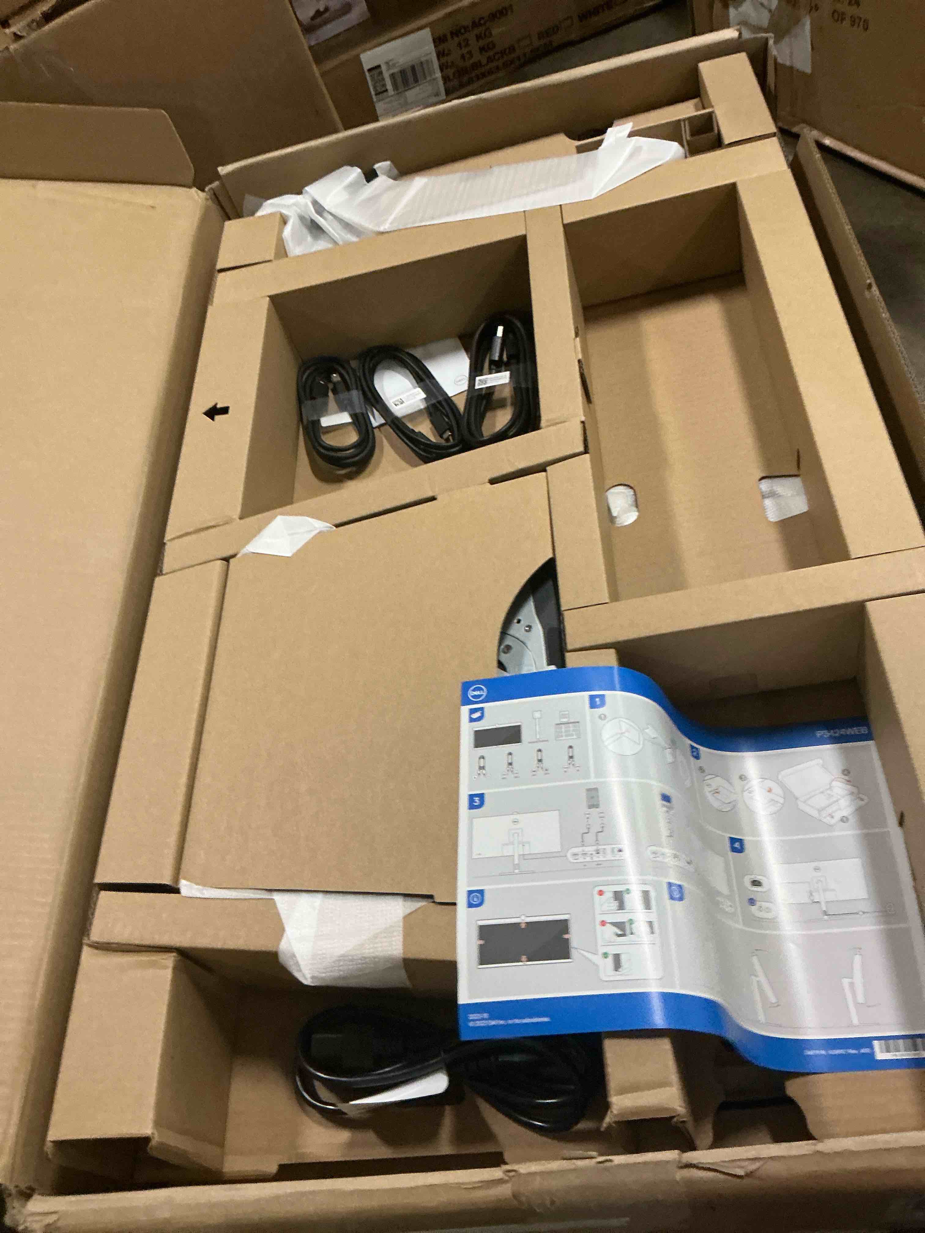 https://s3.amazonaws.com/lotting-images-prod/bidfta/PPE2485972_1753479220944.jpeg