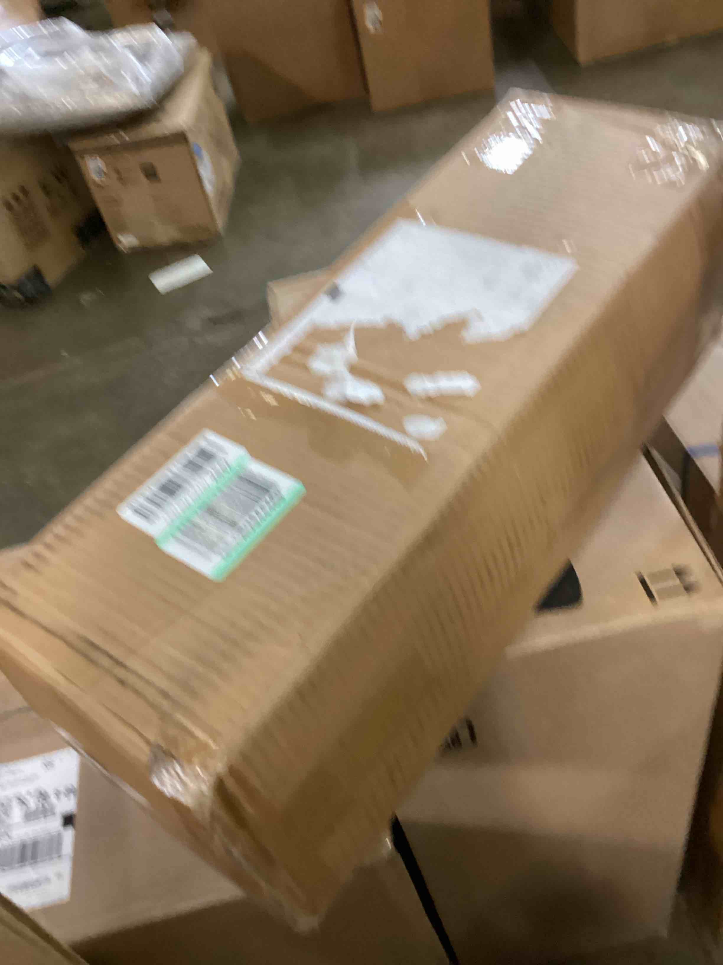 https://s3.amazonaws.com/lotting-images-prod/bidfta/PPE2486079_1753630240620.jpeg