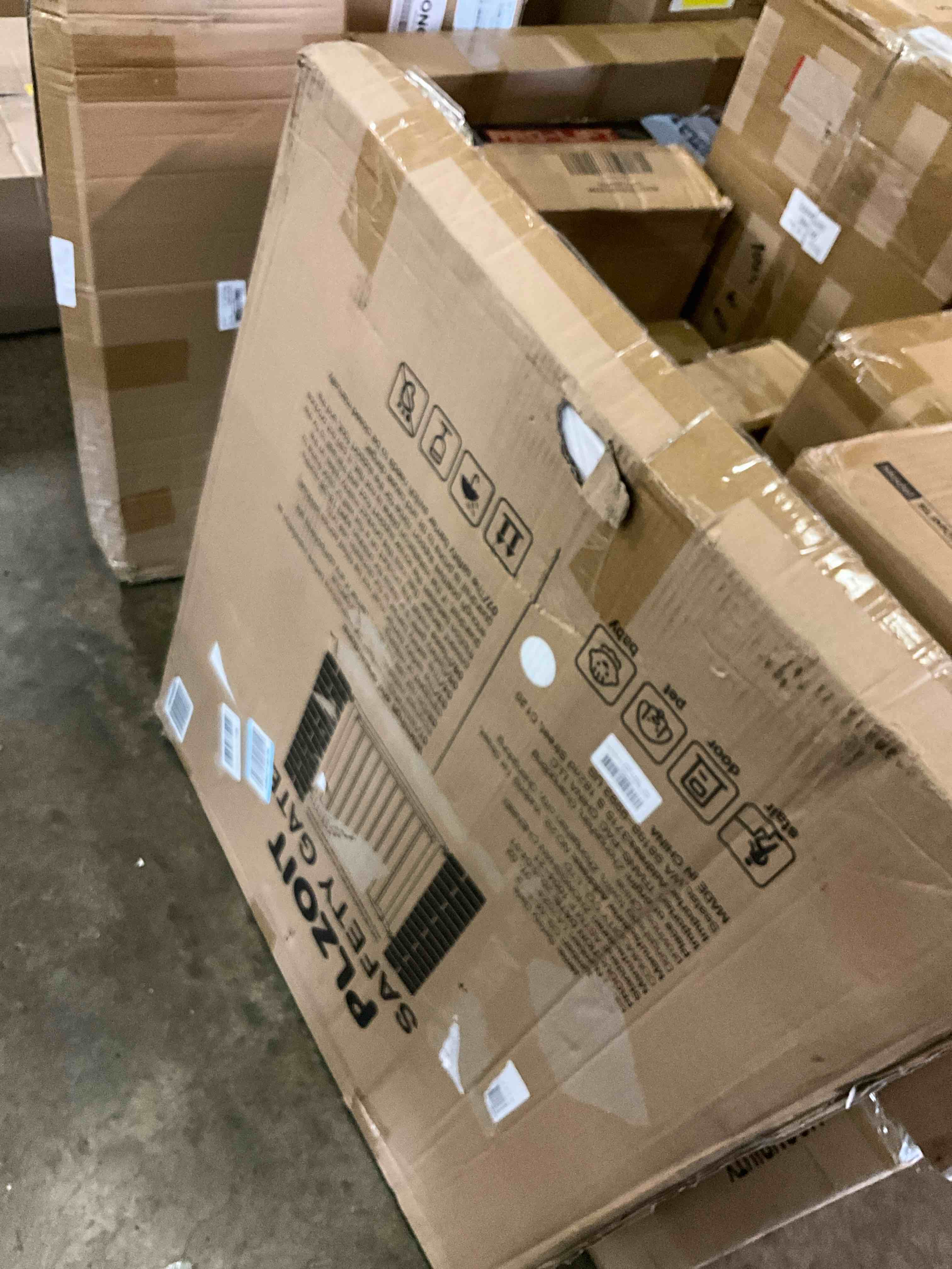 https://s3.amazonaws.com/lotting-images-prod/bidfta/PPE2486182_1753632624166.jpeg