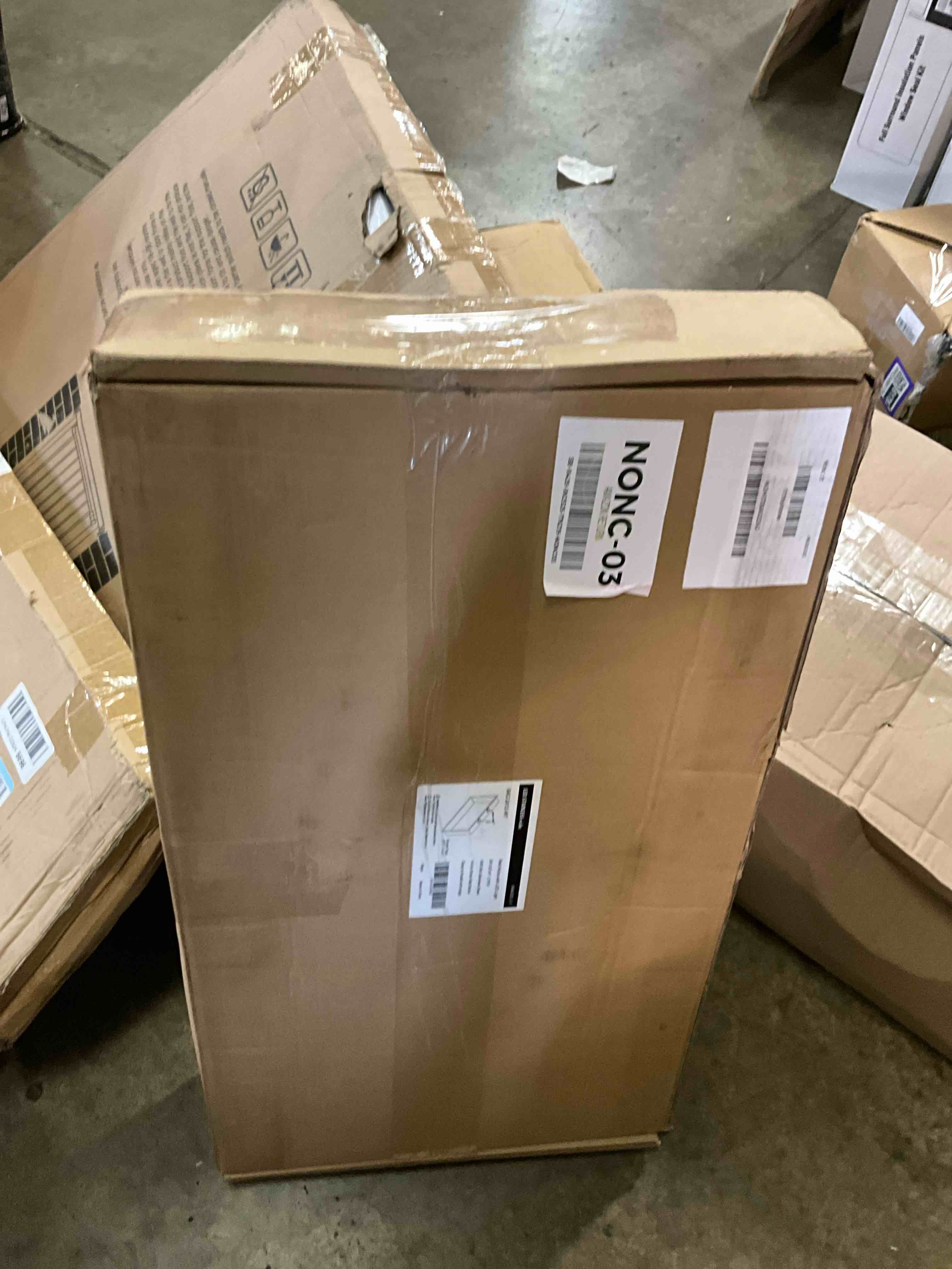 https://s3.amazonaws.com/lotting-images-prod/bidfta/PPE2486187_1753632774254.jpeg