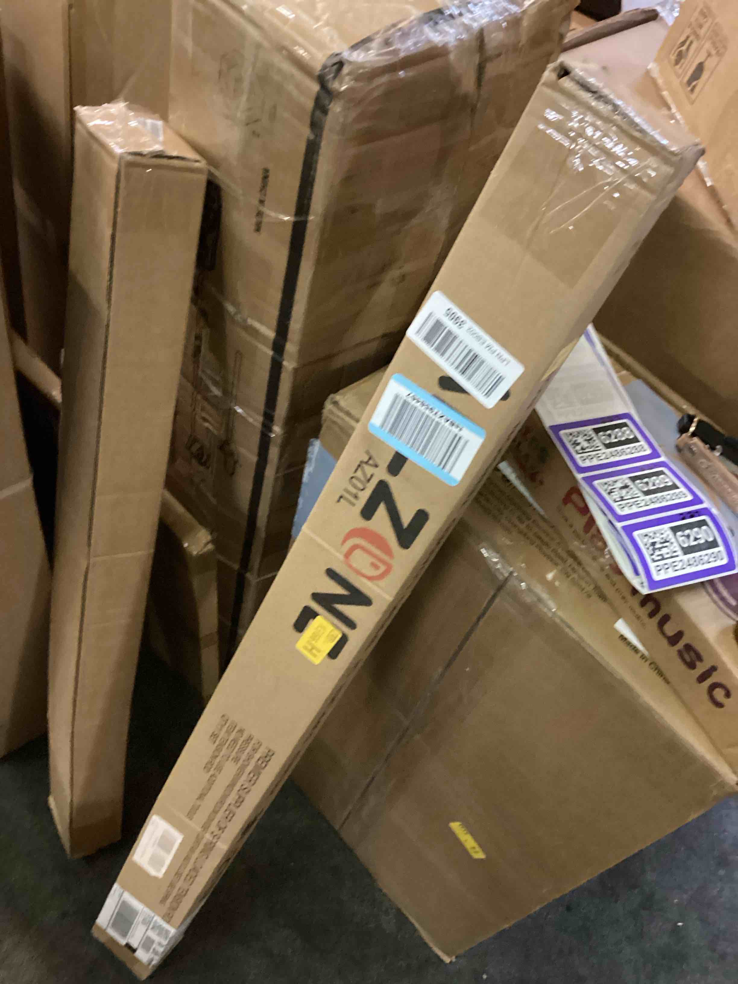 https://s3.amazonaws.com/lotting-images-prod/bidfta/PPE2486288_1753639346455.jpeg