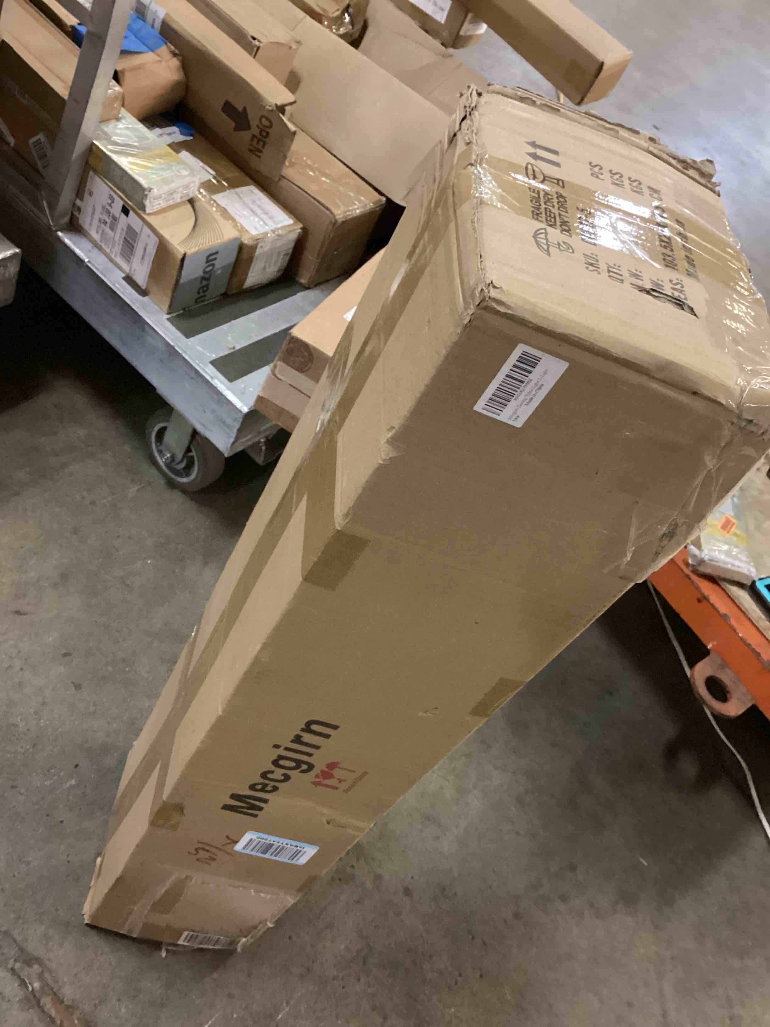 https://s3.amazonaws.com/lotting-images-prod/bidfta/PPE2486396_1753918741591.jpeg