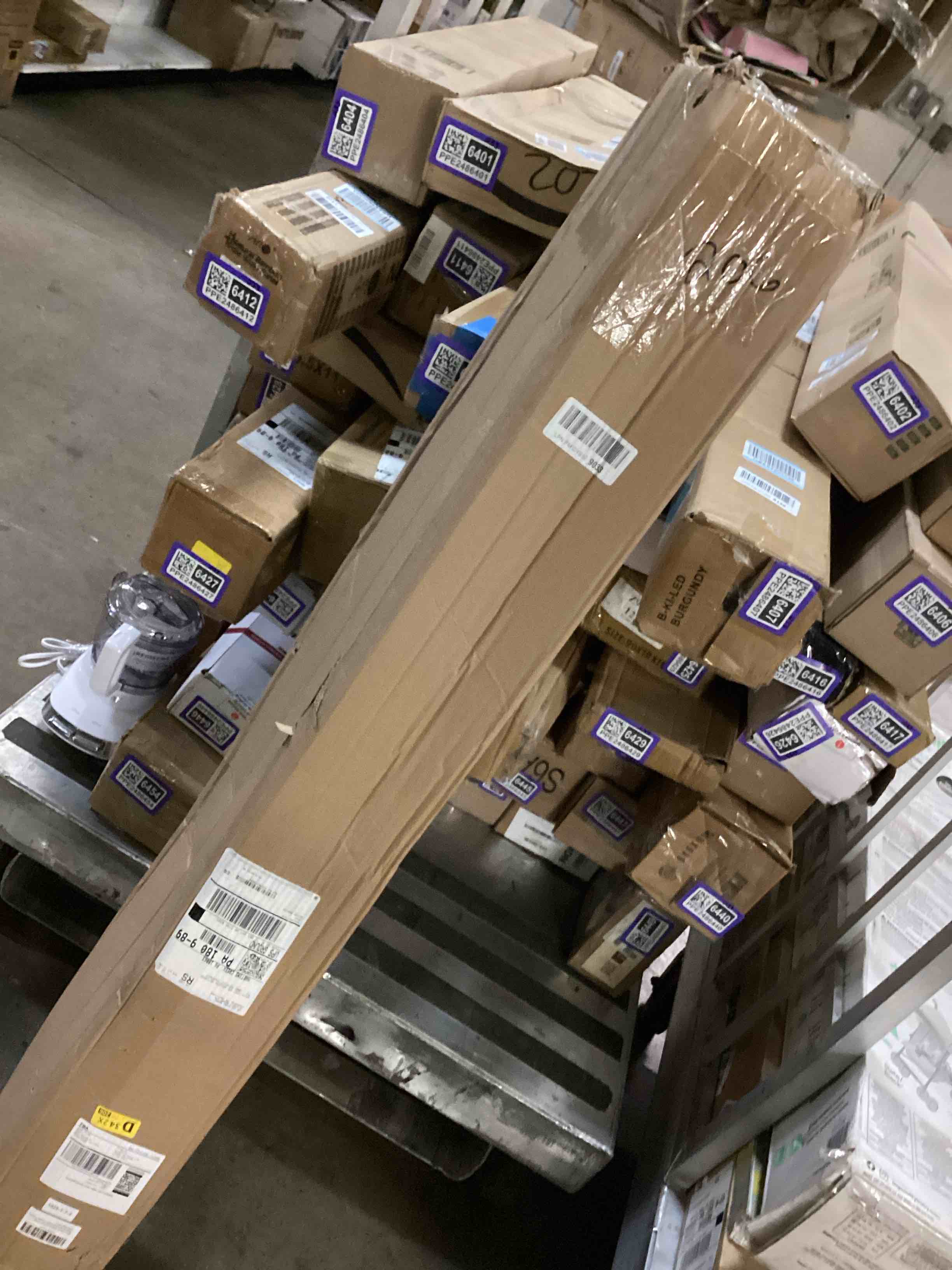 https://s3.amazonaws.com/lotting-images-prod/bidfta/PPE2486400_1753918573550.jpeg