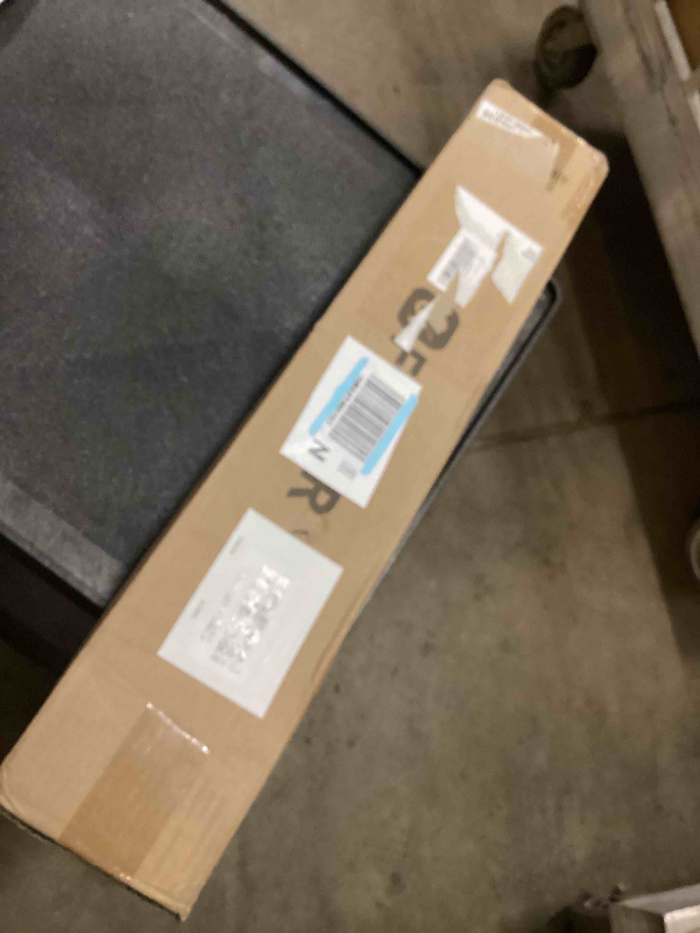 https://s3.amazonaws.com/lotting-images-prod/bidfta/PPE2486448_1753915574673.jpeg