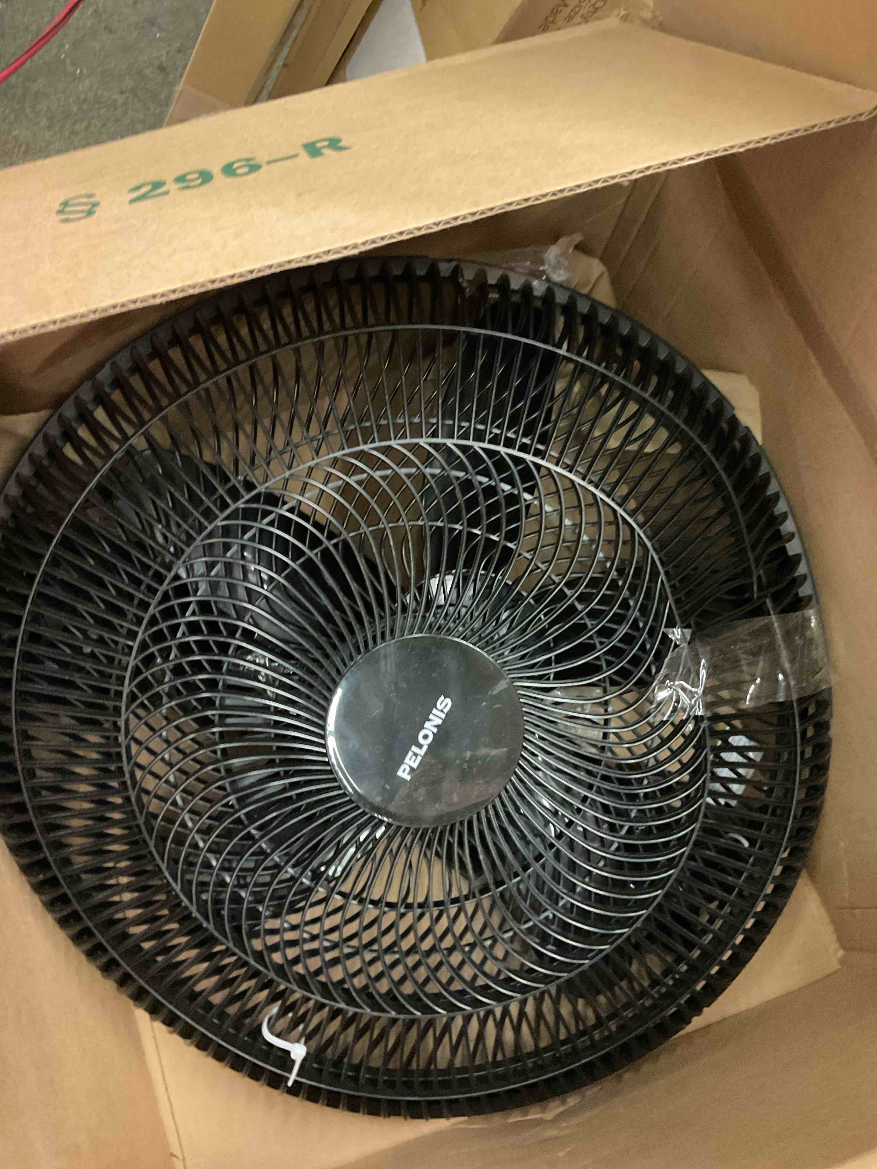 https://s3.amazonaws.com/lotting-images-prod/bidfta/PPE2486477_1753922128353.jpeg