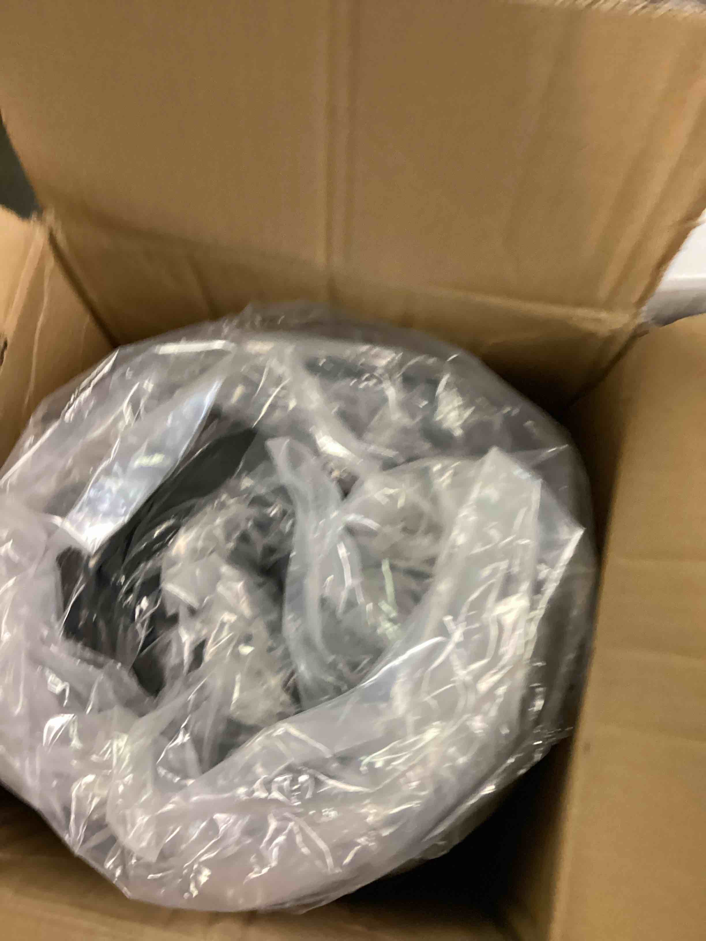 https://s3.amazonaws.com/lotting-images-prod/bidfta/PPE2486645_1757529187772.jpeg