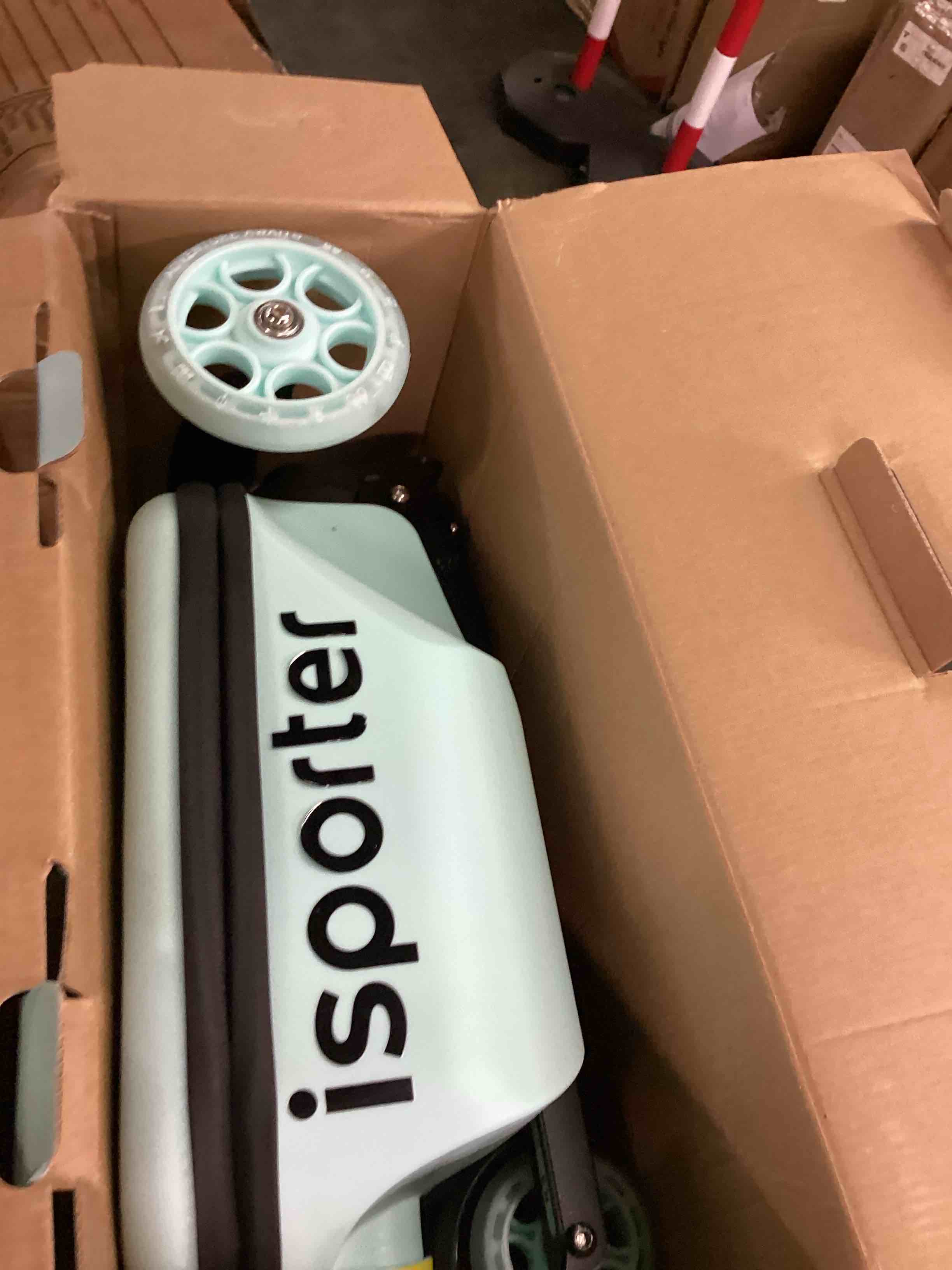 https://s3.amazonaws.com/lotting-images-prod/bidfta/PPE2486658_1757530489759.jpeg