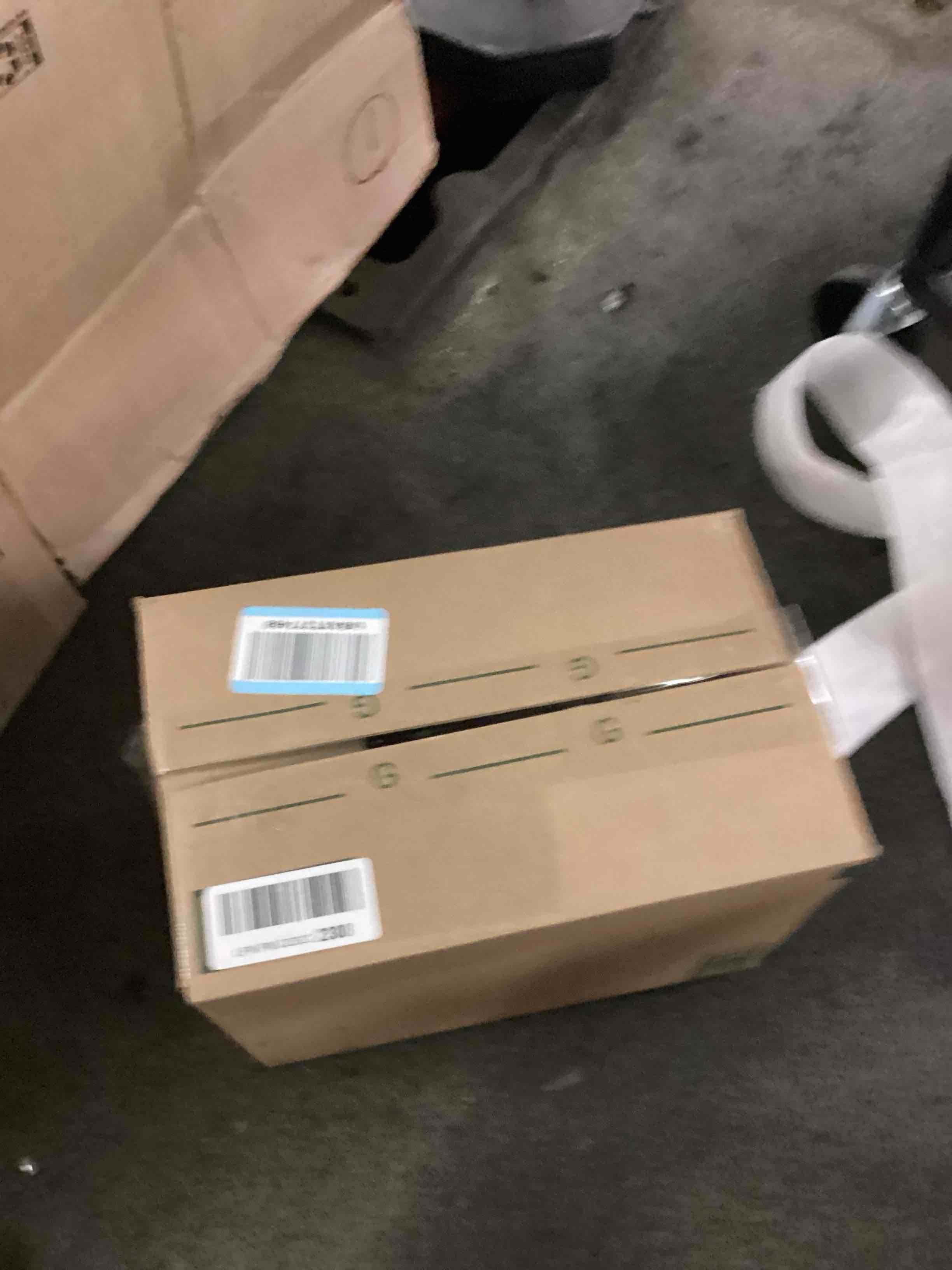 https://s3.amazonaws.com/lotting-images-prod/bidfta/PPE2486706_1757538393224.jpeg