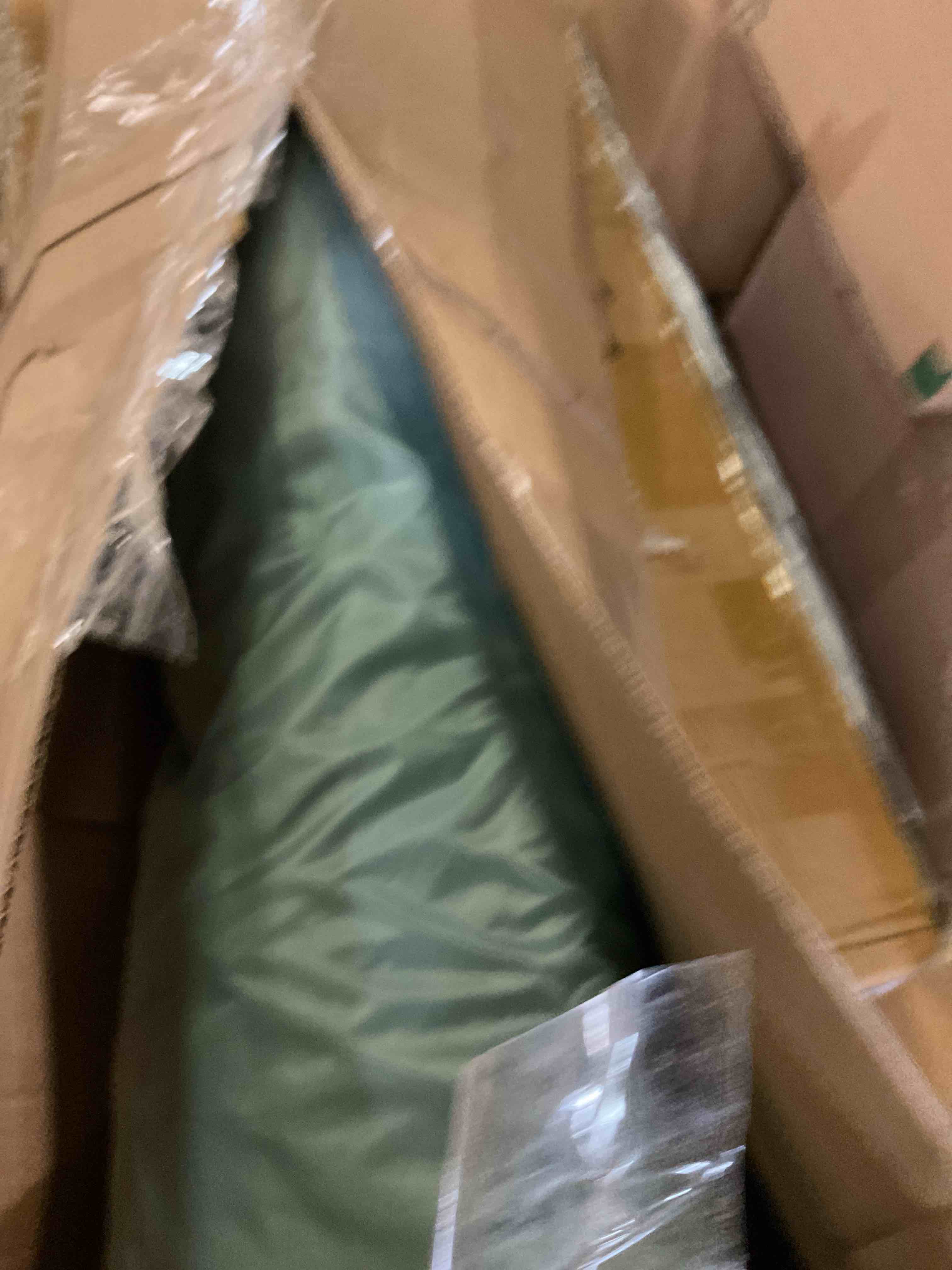 https://s3.amazonaws.com/lotting-images-prod/bidfta/PPE2486734_1757616220068.jpeg