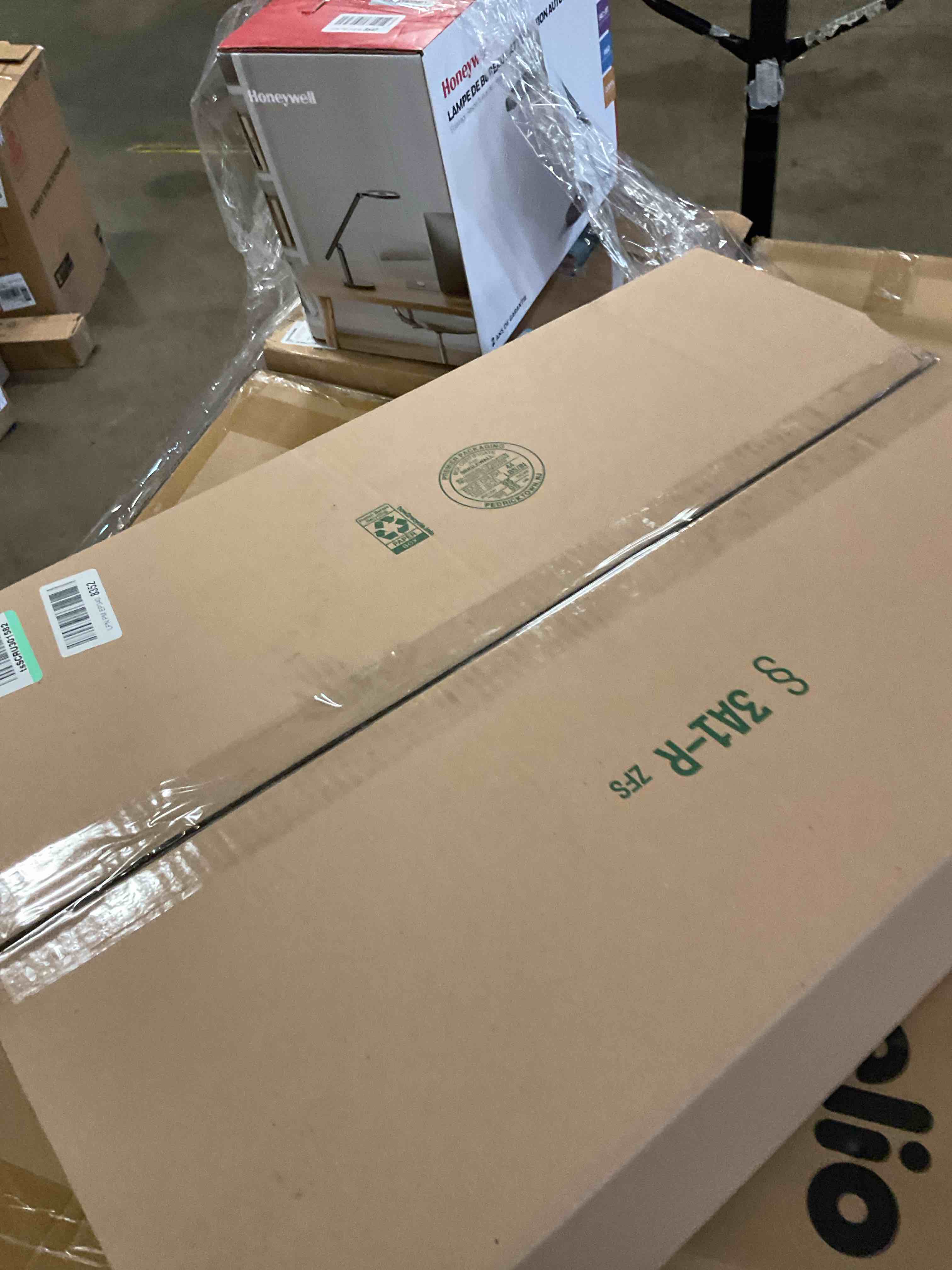 https://s3.amazonaws.com/lotting-images-prod/bidfta/PPE2486740_1757616769199.jpeg