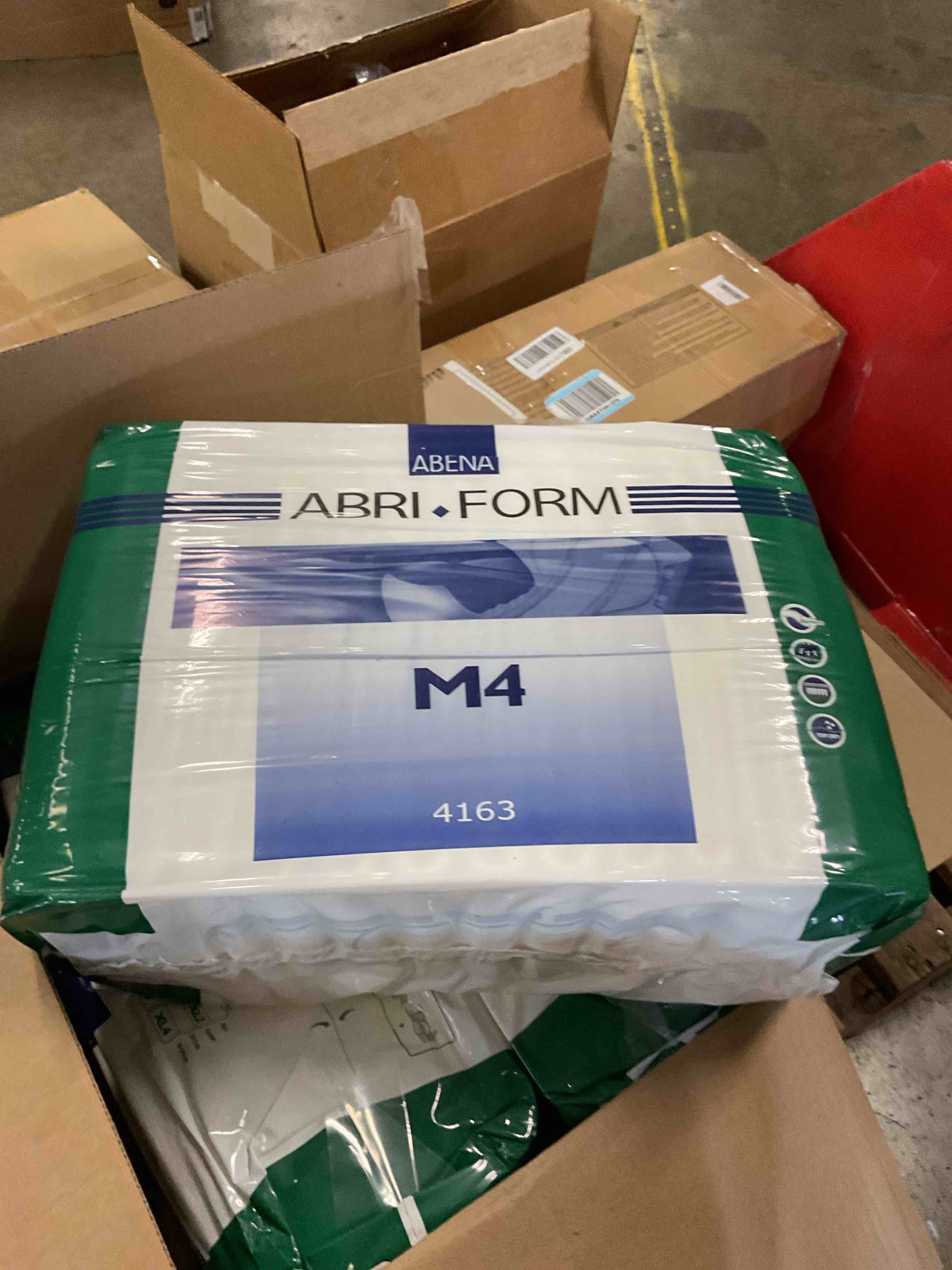 https://s3.amazonaws.com/lotting-images-prod/bidfta/PPE2486776_1757621617578.jpeg
