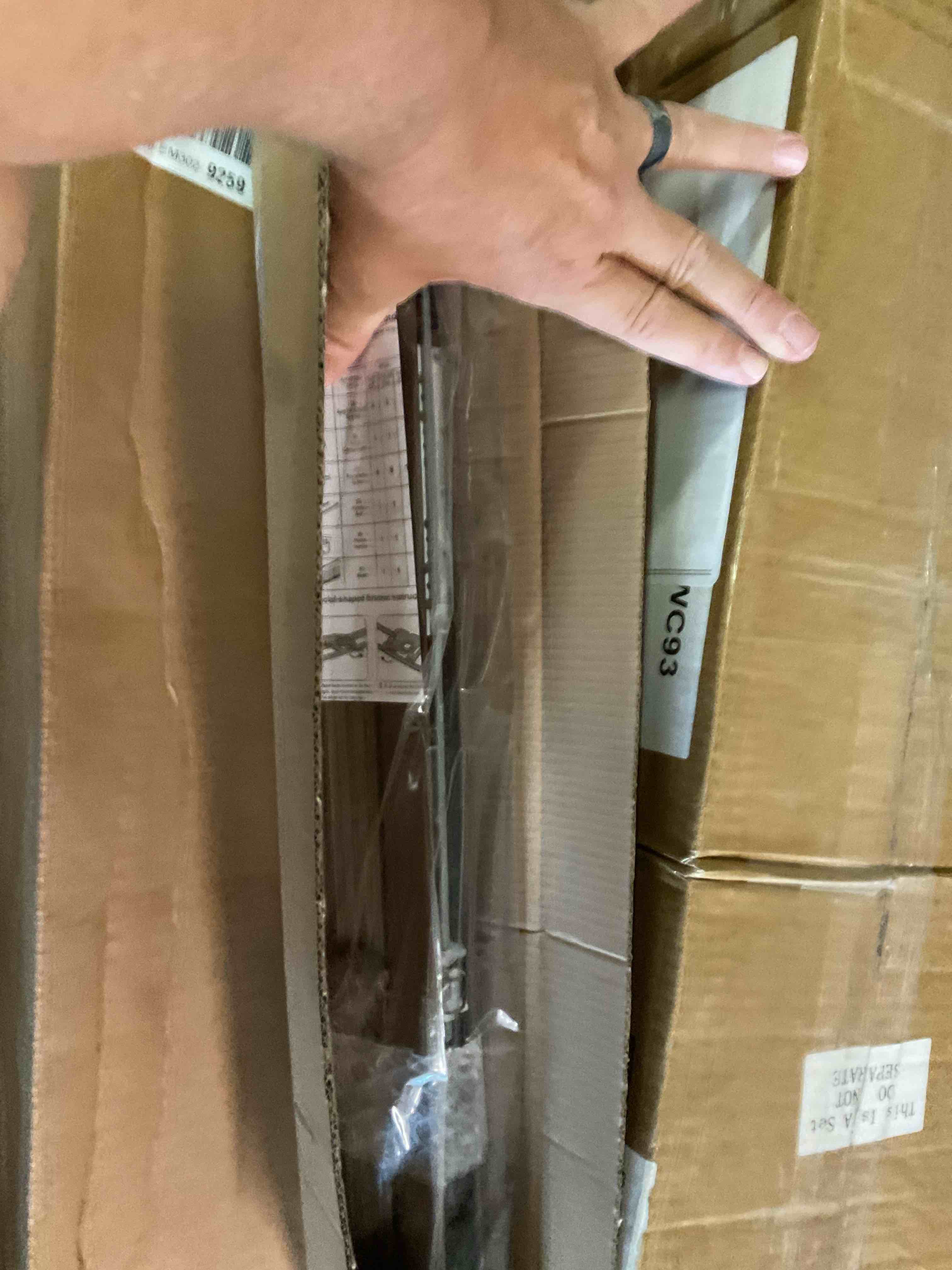 https://s3.amazonaws.com/lotting-images-prod/bidfta/PPE2486791_1757623096760.jpeg