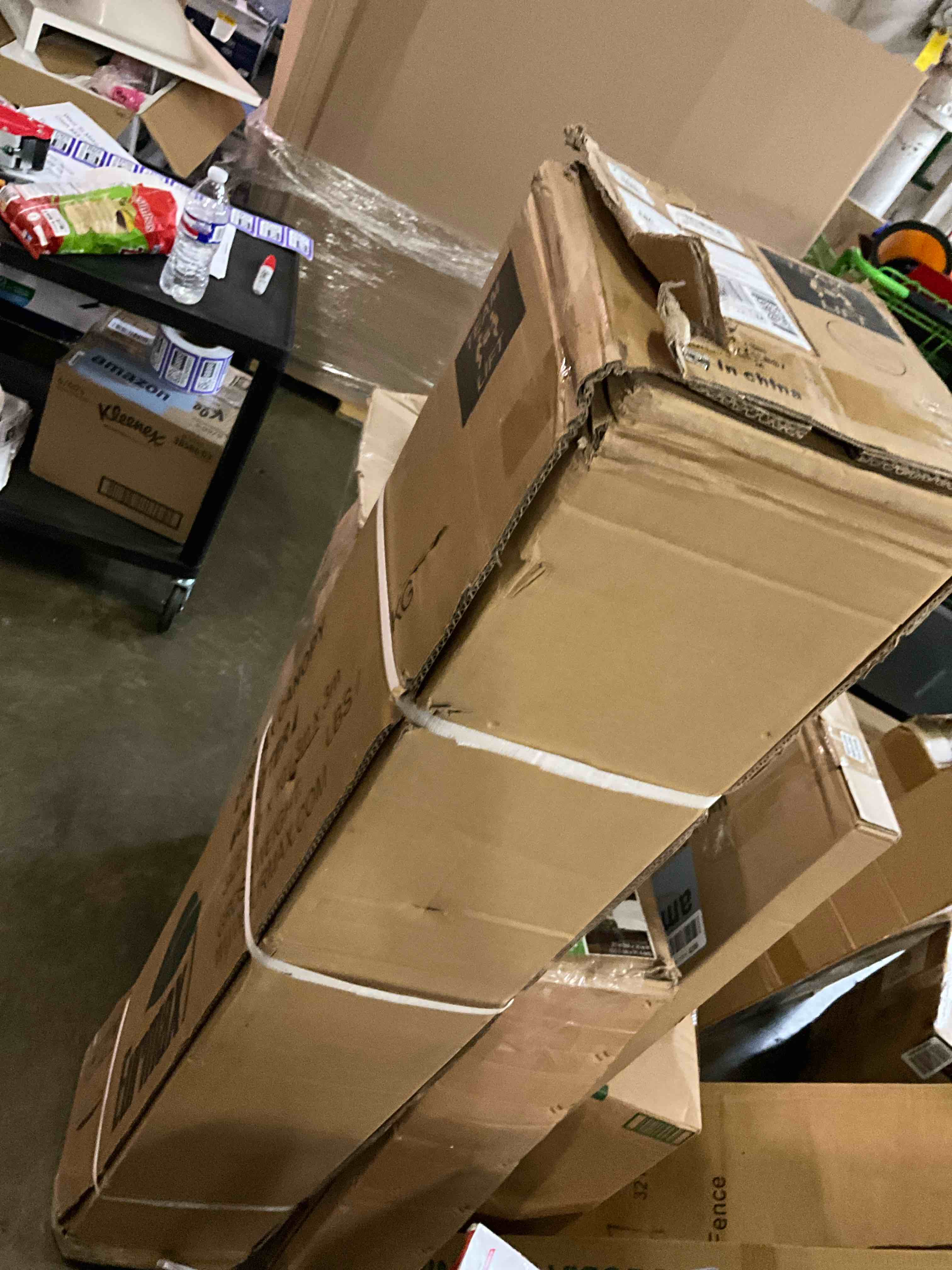 https://s3.amazonaws.com/lotting-images-prod/bidfta/PPE2486844_1757980801952.jpeg