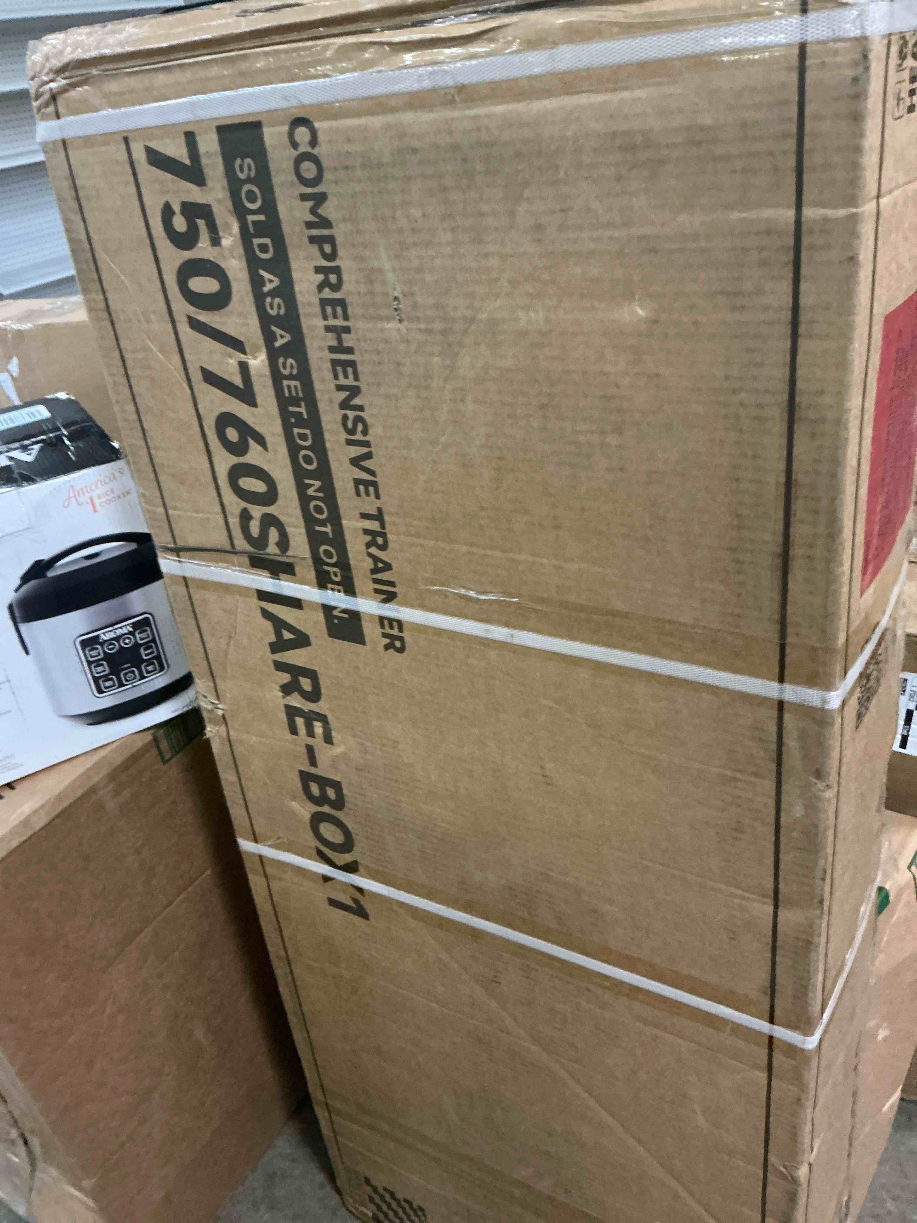 https://s3.amazonaws.com/lotting-images-prod/bidfta/PPE2486968_1759201633439.jpeg