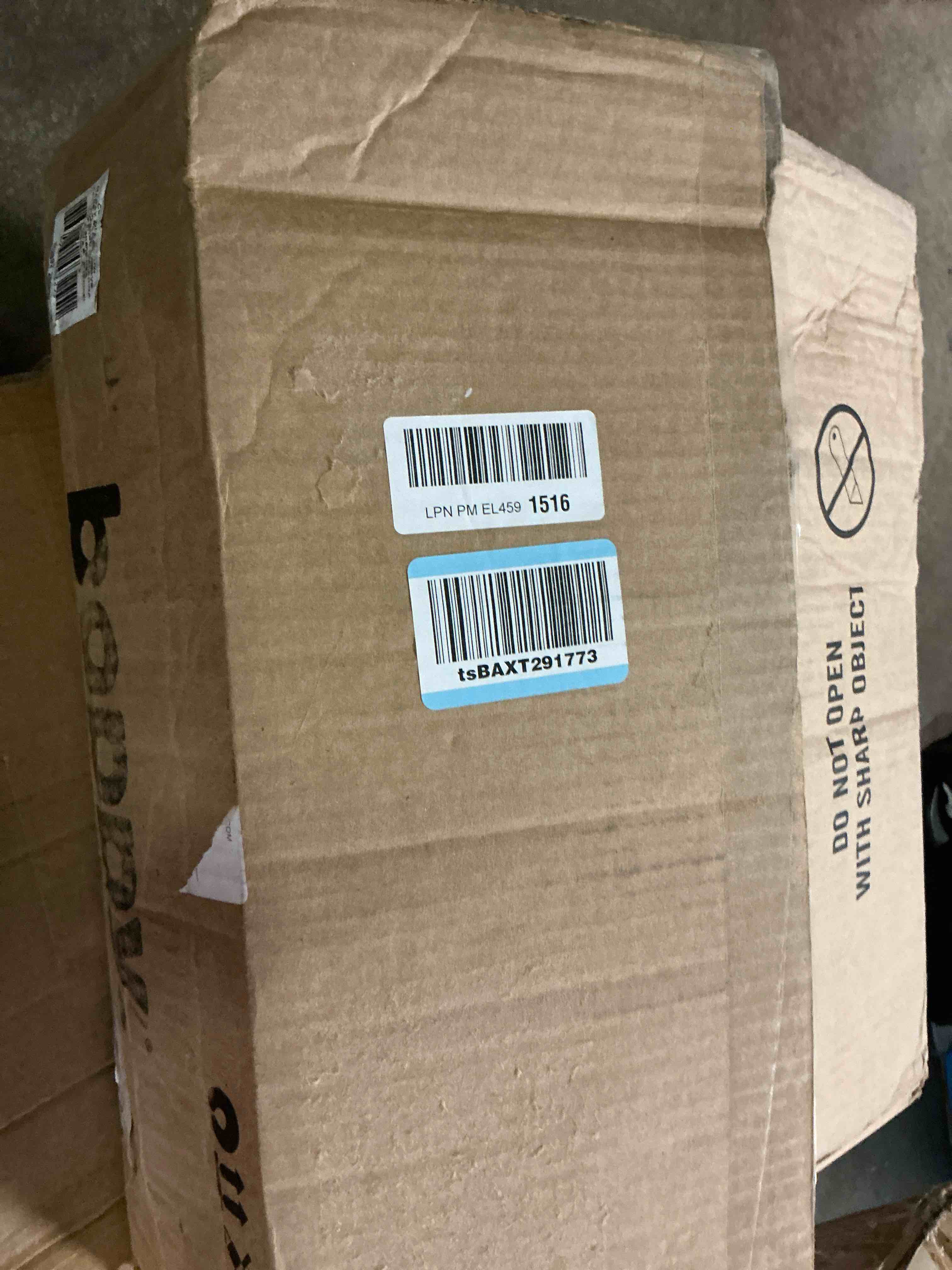 https://s3.amazonaws.com/lotting-images-prod/bidfta/PPE2487048_1761167831355.jpeg