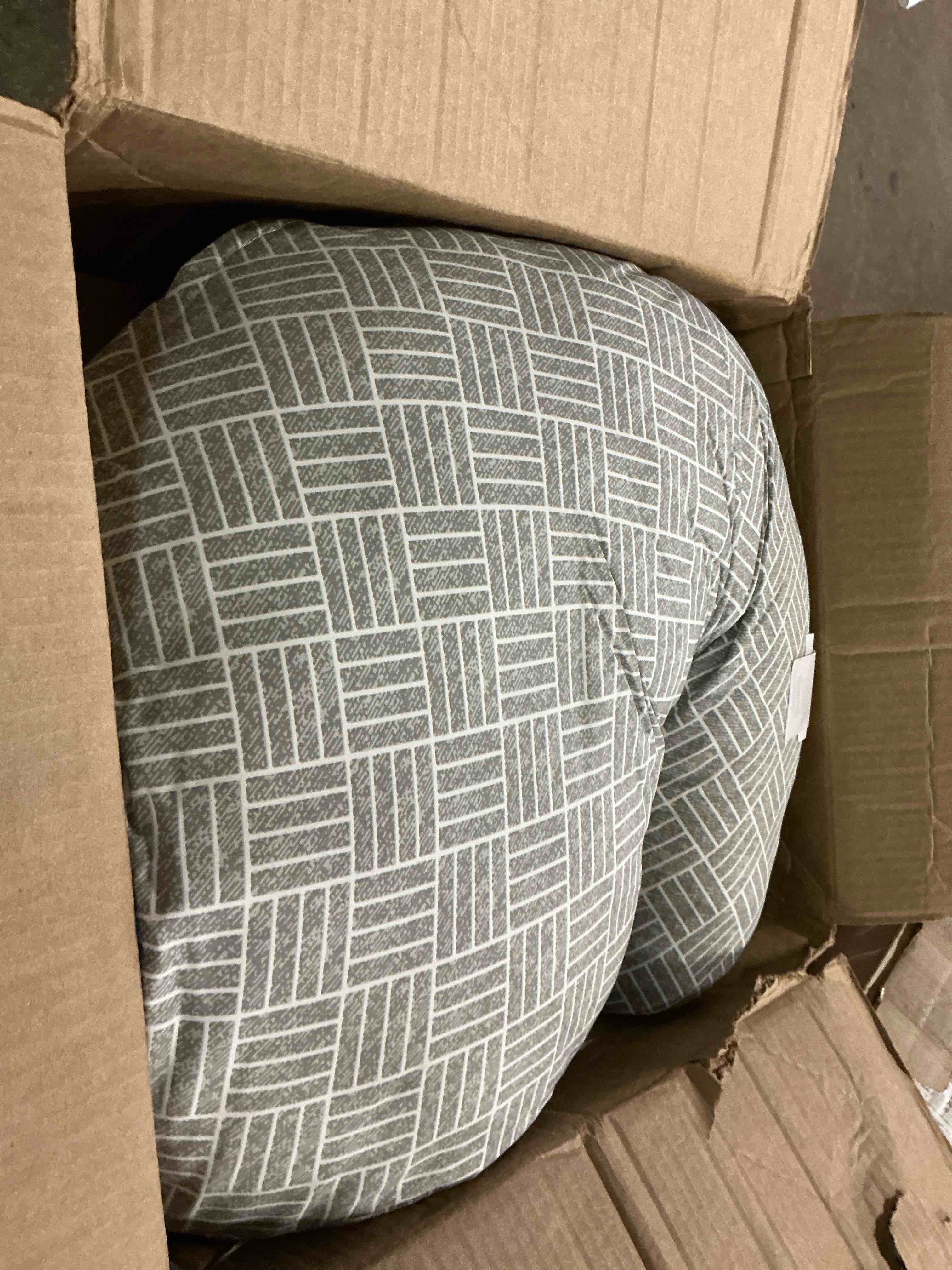 https://s3.amazonaws.com/lotting-images-prod/bidfta/PPE2487048_1761167846908.jpeg