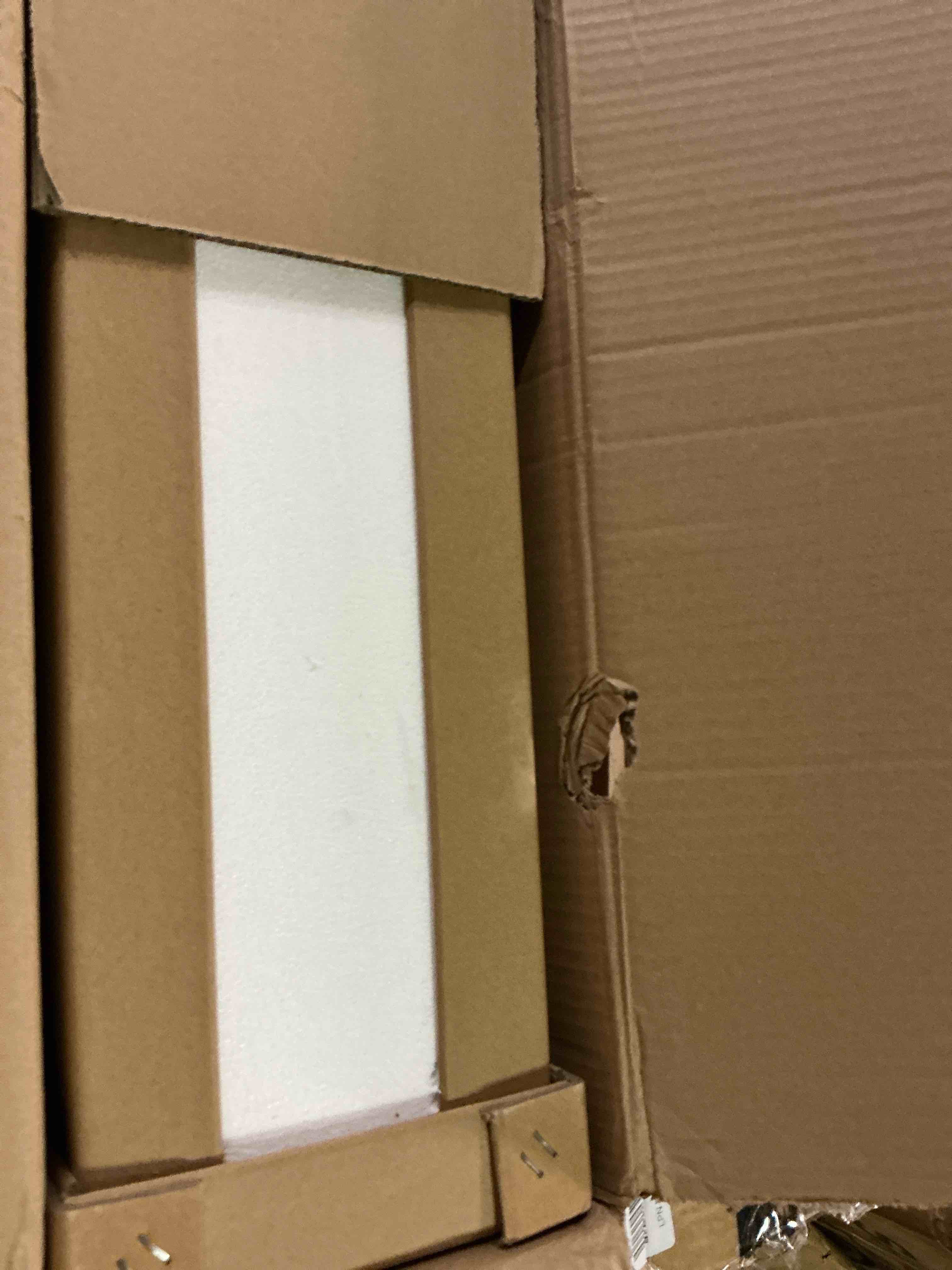 https://s3.amazonaws.com/lotting-images-prod/bidfta/PPE2487059_1761168451226.jpeg
